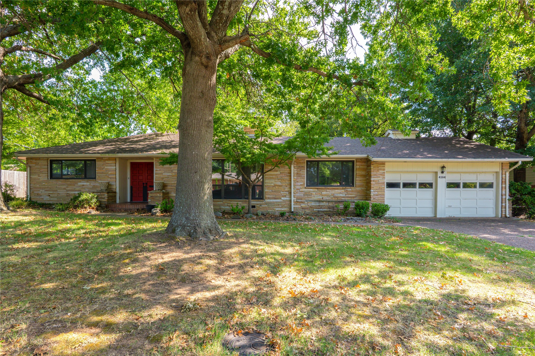 4164 E 43rd Street Property Photo 1