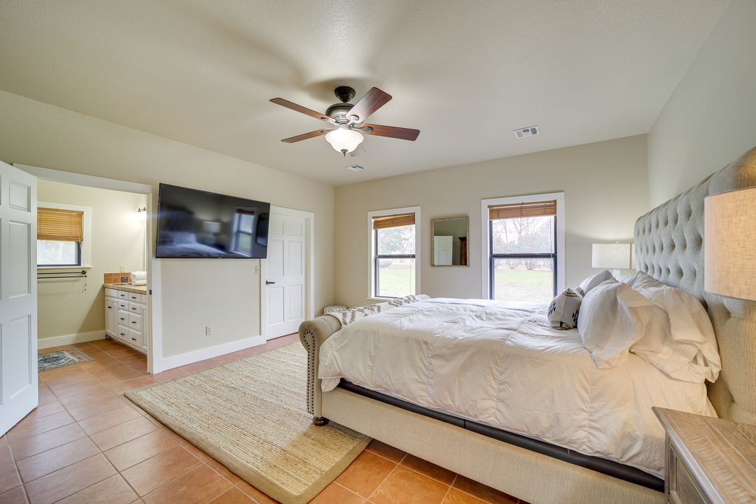 1656 Mcnally Road Property Photo 31