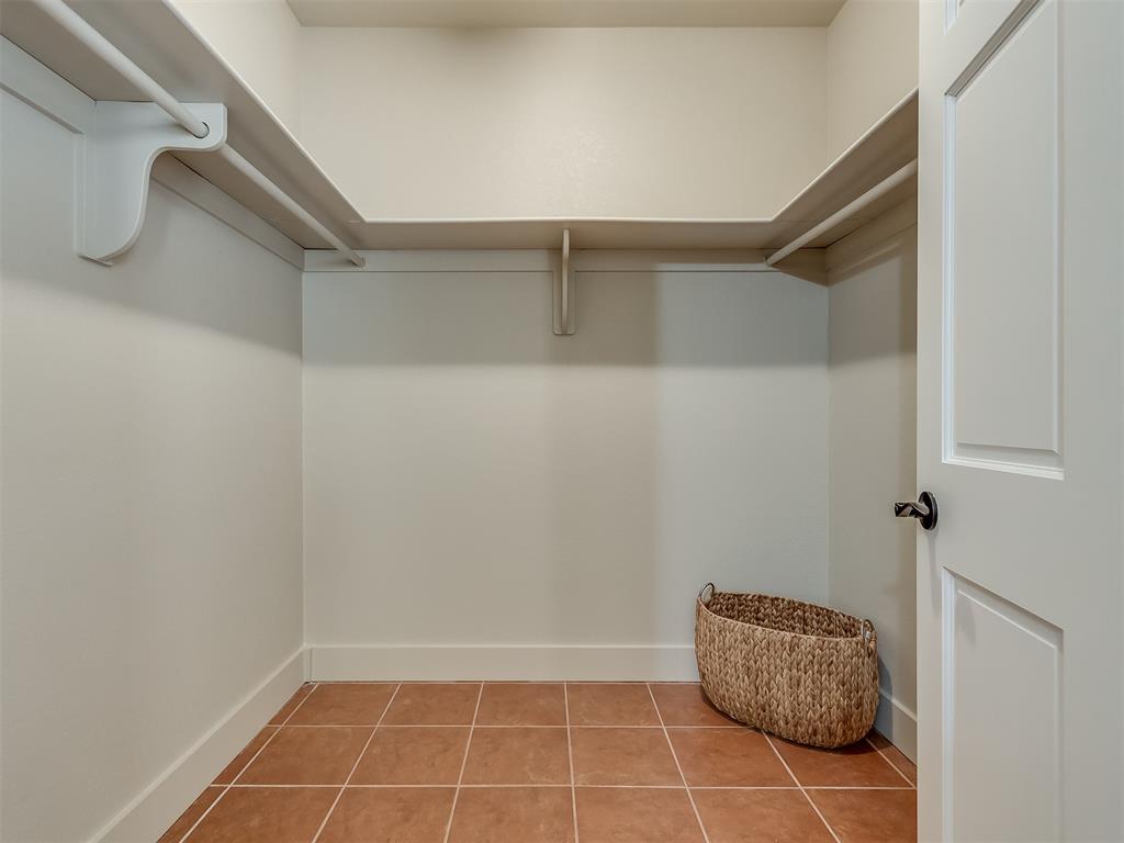 1656 Mcnally Road Property Photo 42