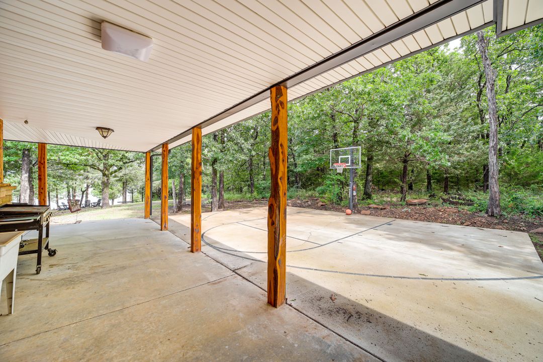 1656 Mcnally Road Property Photo 53