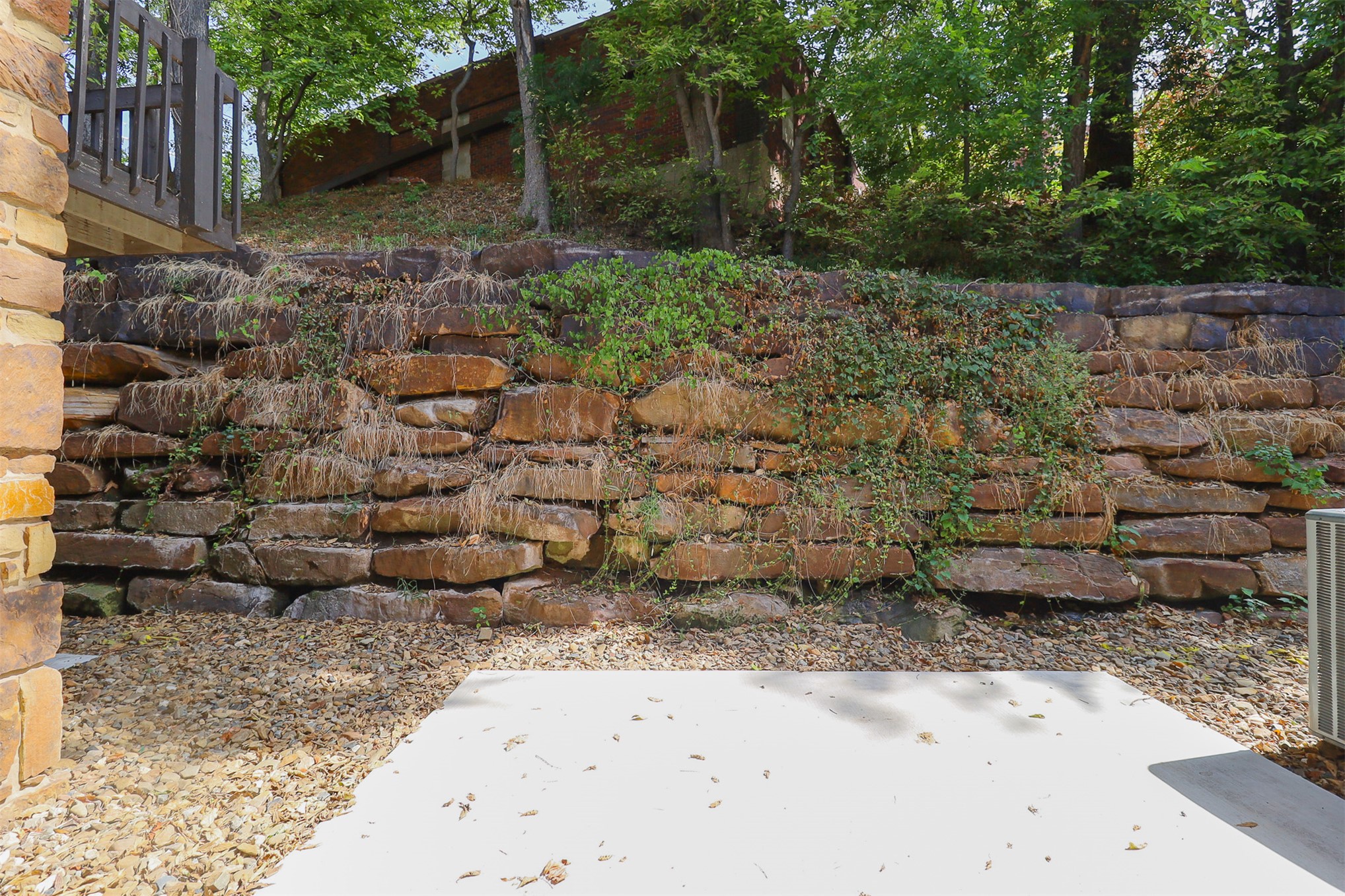 1523 Riverside Drive 1523 Property Photo 10