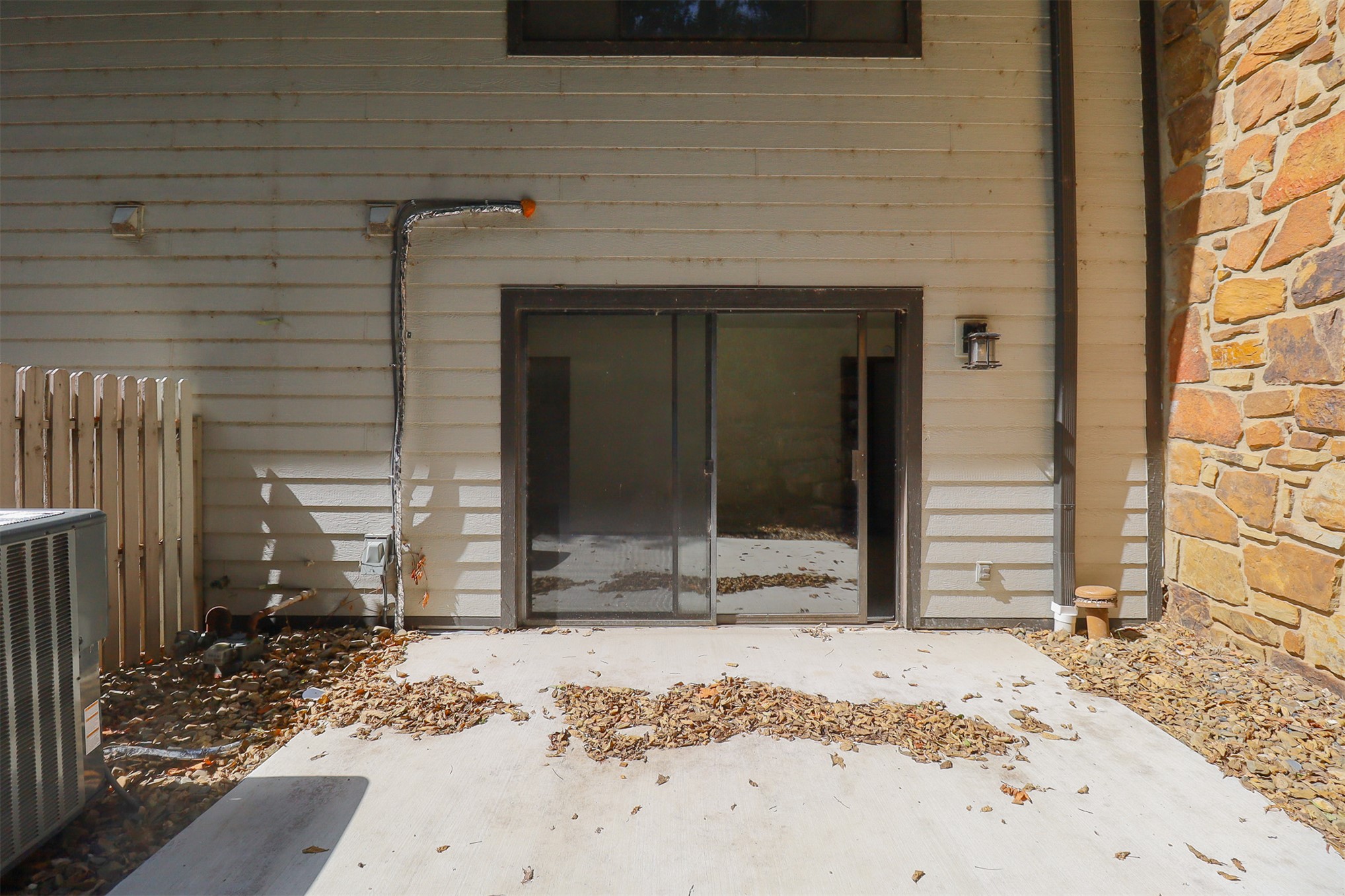 1523 Riverside Drive 1523 Property Photo 11