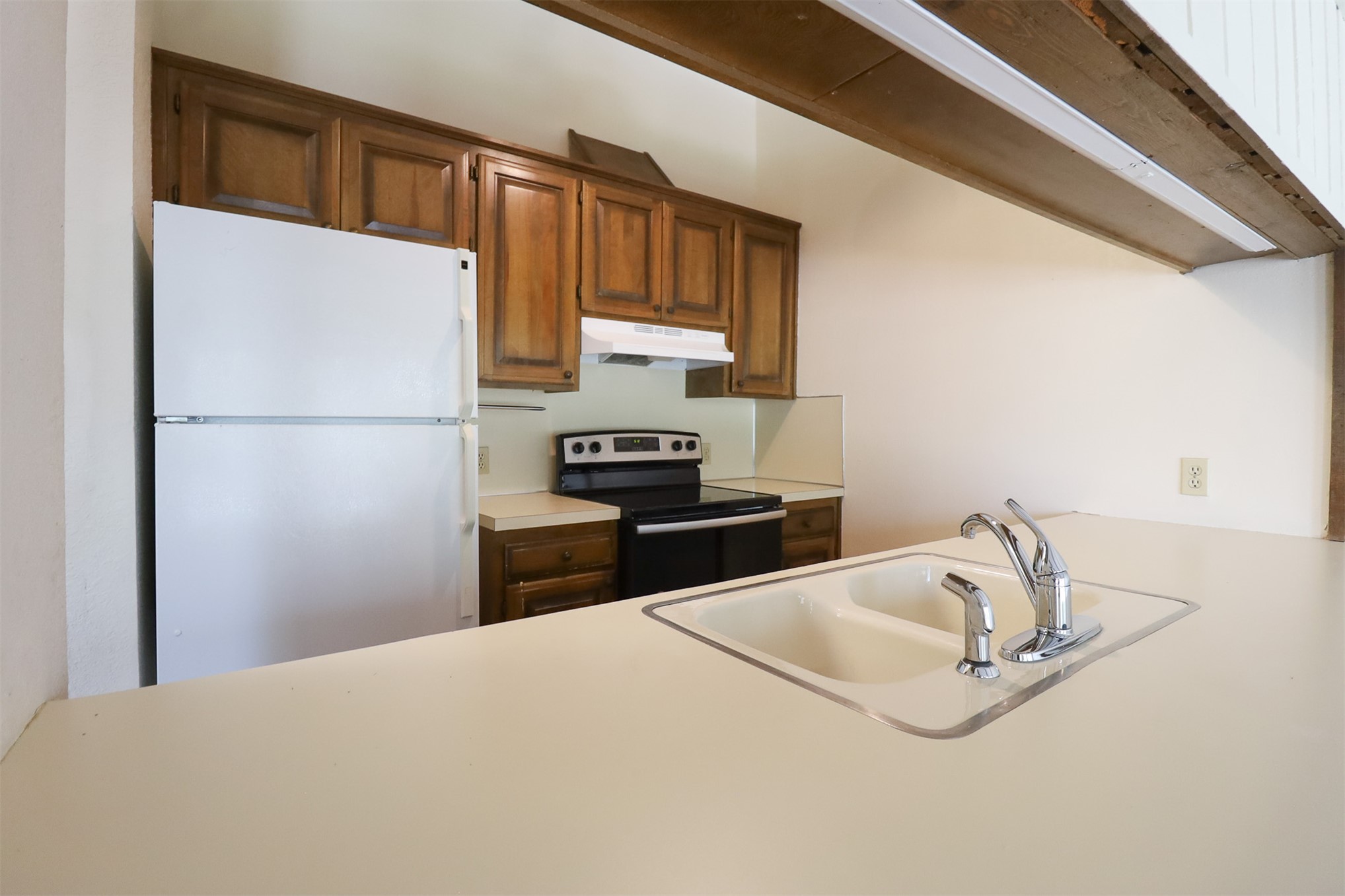 1523 Riverside Drive 1523 Property Photo 23