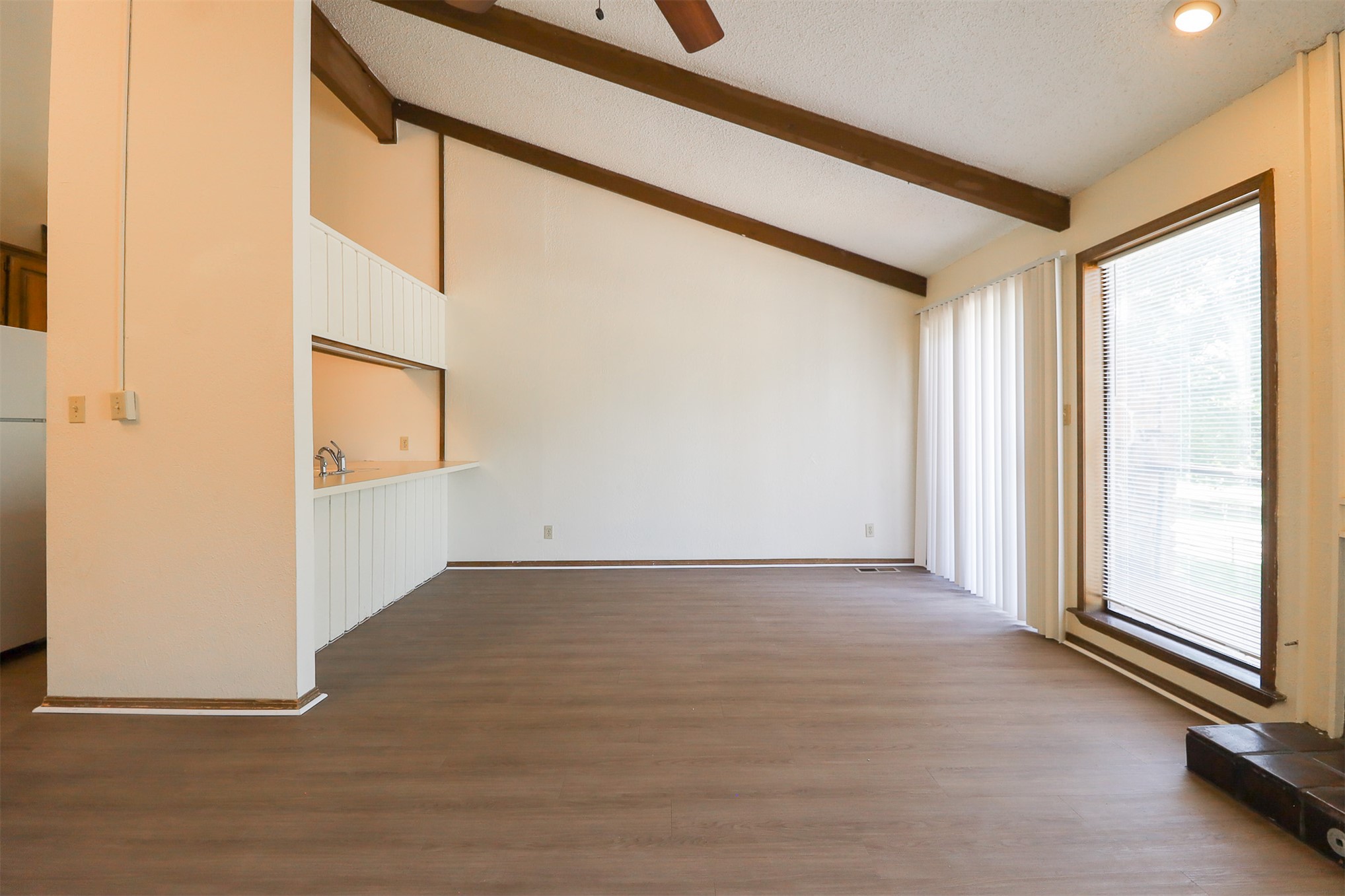 1523 Riverside Drive 1523 Property Photo 25