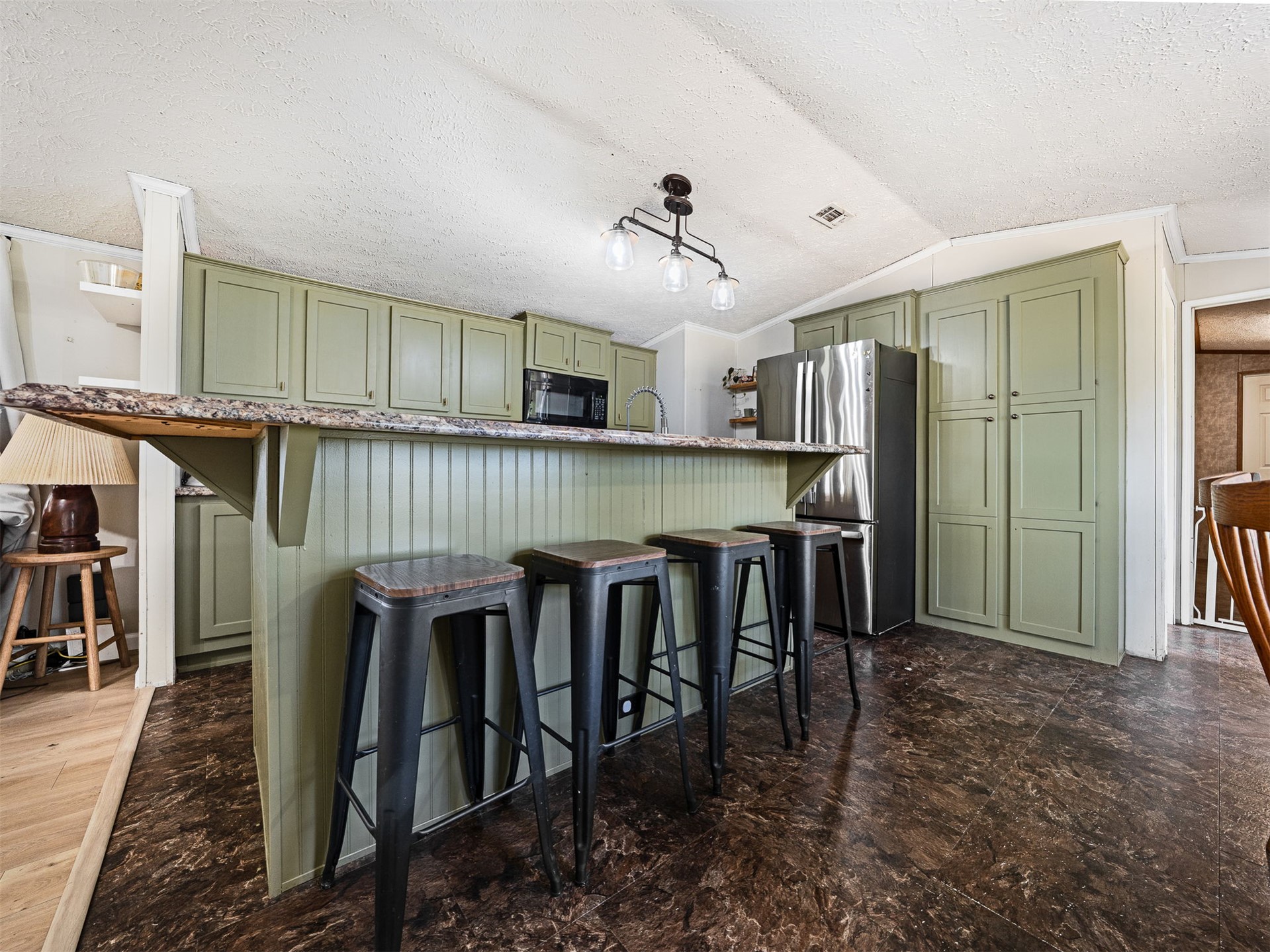 20484 W 71st Street S Property Photo 15