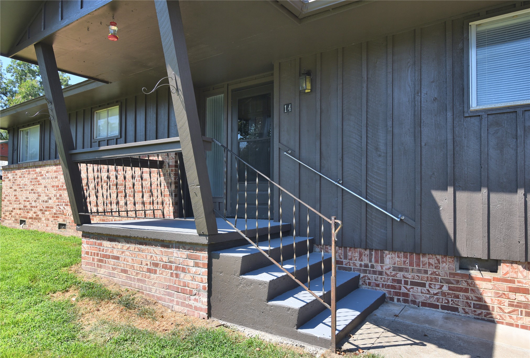 14 S Boyd Street Property Photo 2
