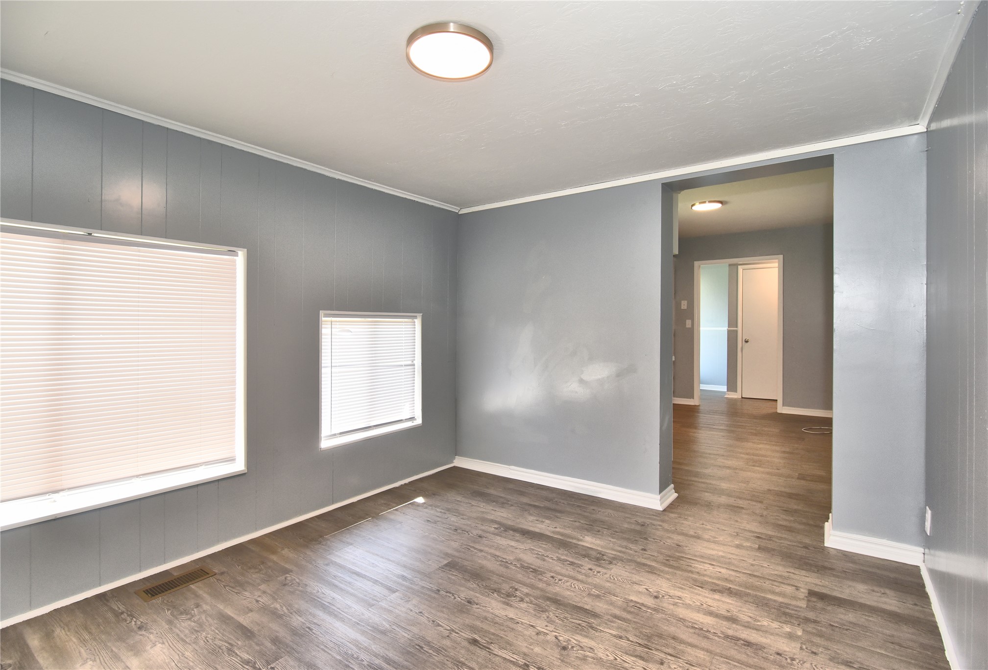 14 S Boyd Street Property Photo 7