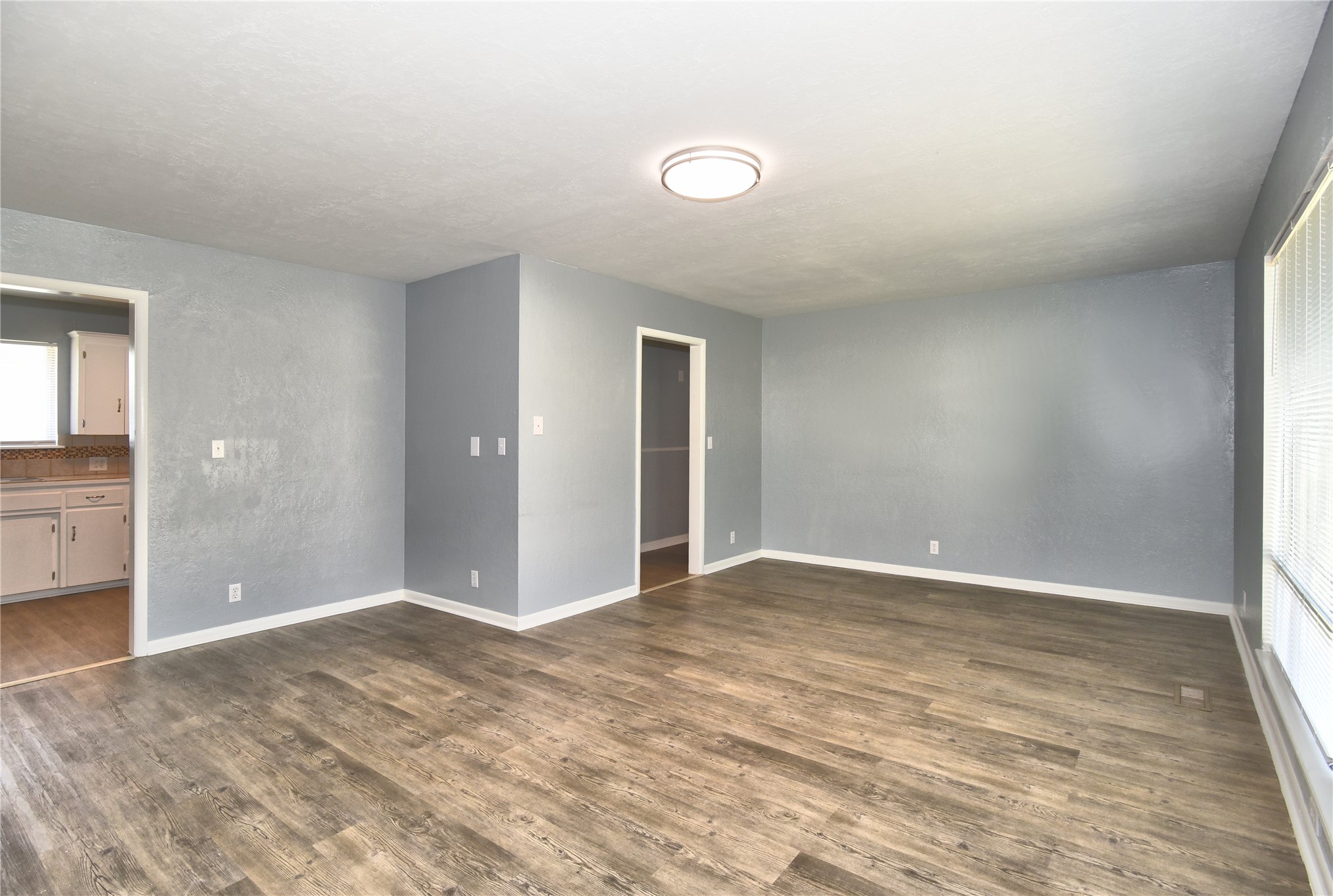 14 S Boyd Street Property Photo 9