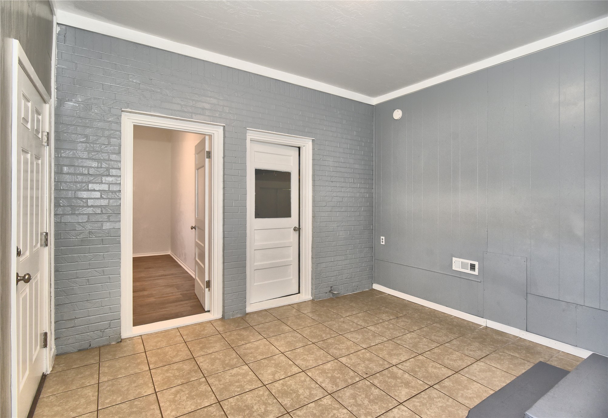 14 S Boyd Street Property Photo 13