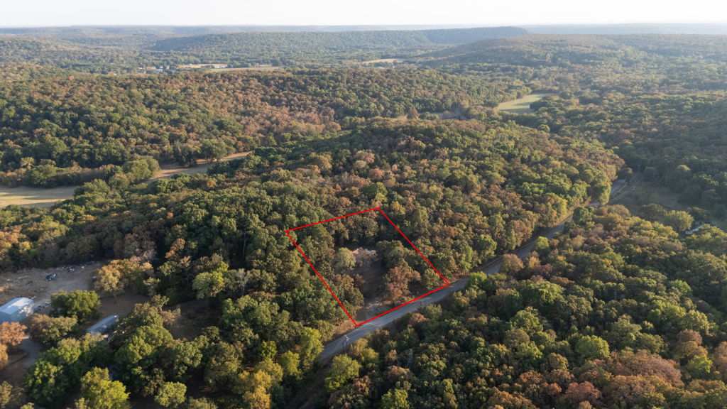 11725 S 437 Road Property Photo 3
