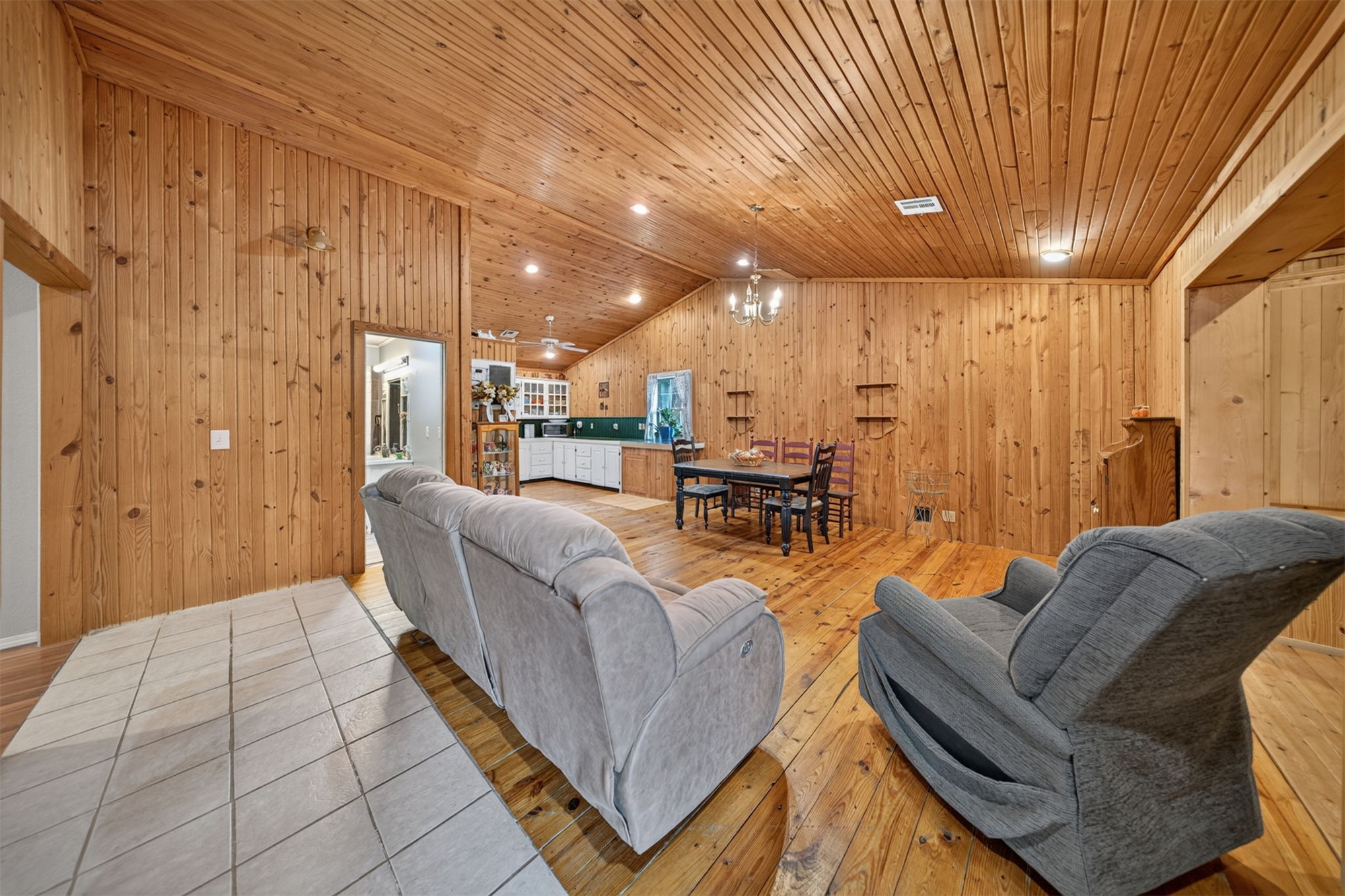 11725 S 437 Road Property Photo 6