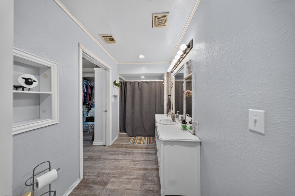 11725 S 437 Road Property Photo 17