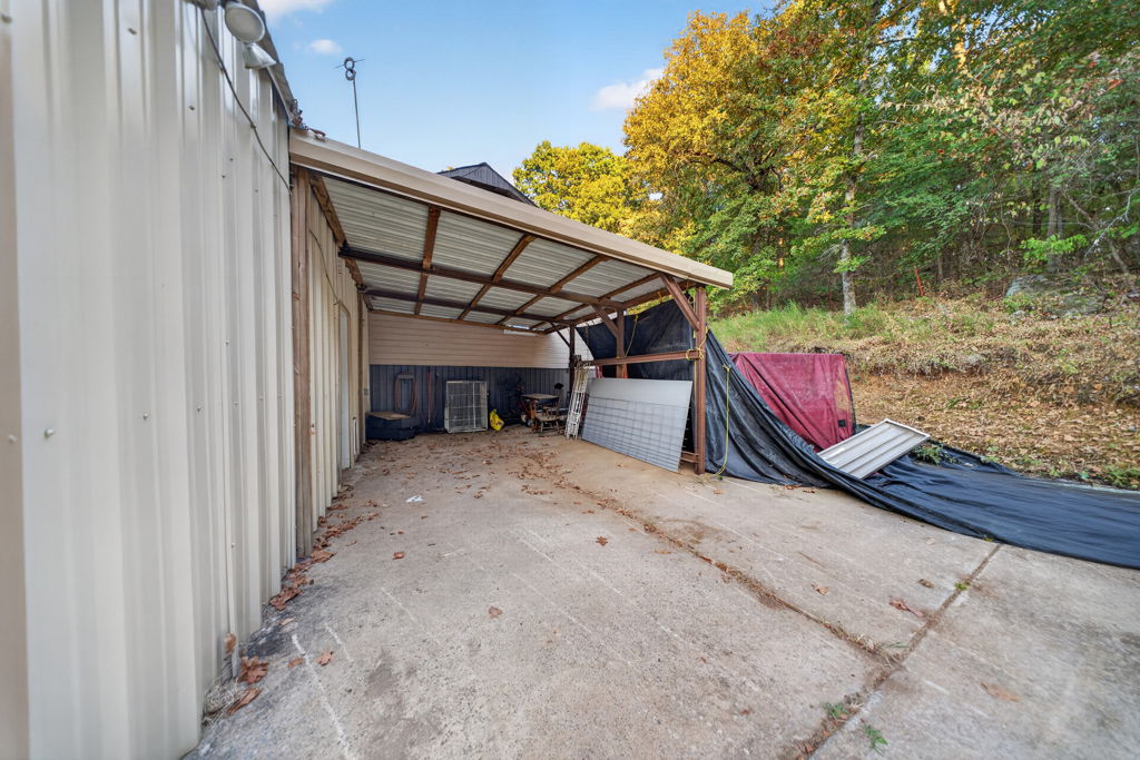 11725 S 437 Road Property Photo 25