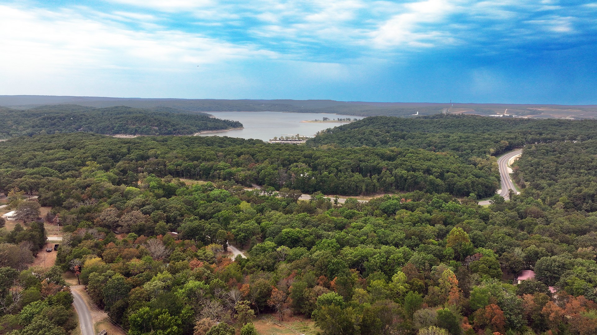 23507 E Riverview Drive Property Photo 5