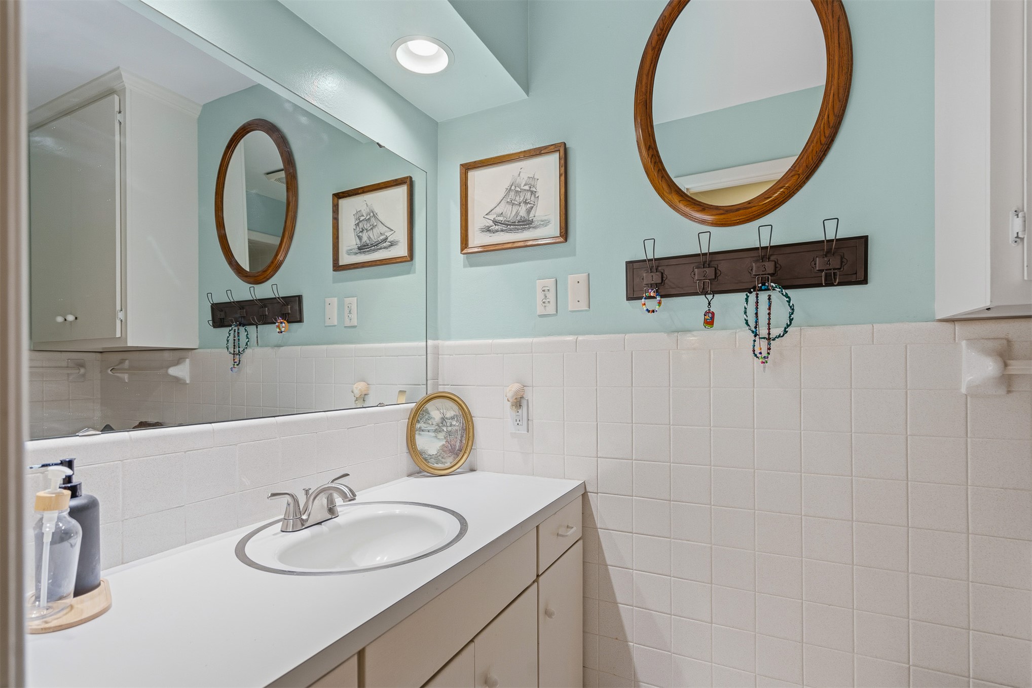 2212 Cloverleaf Place Property Photo 36