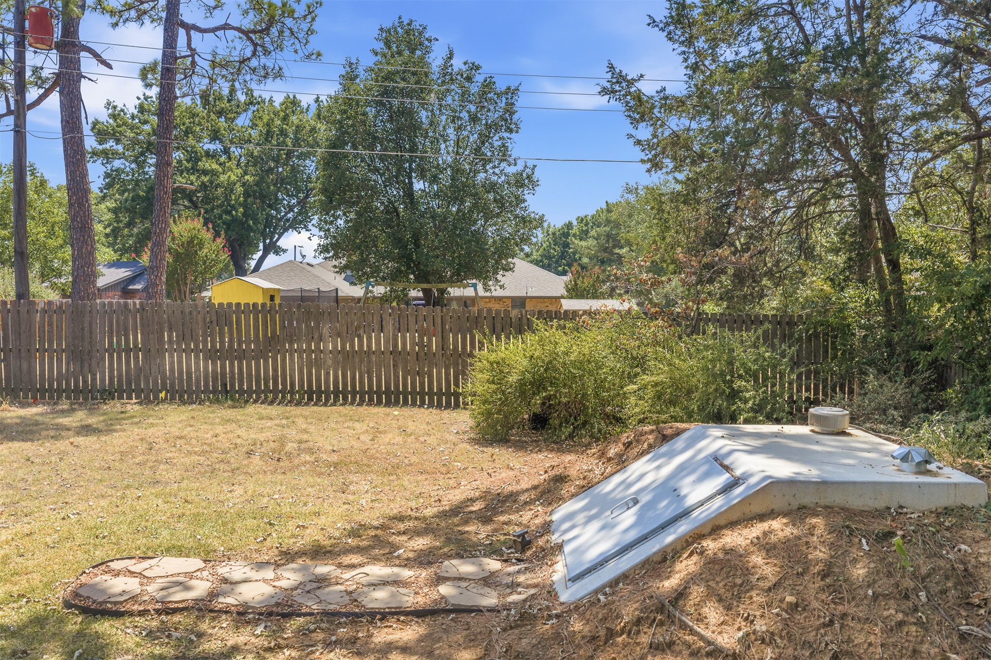 2212 Cloverleaf Place Property Photo 49