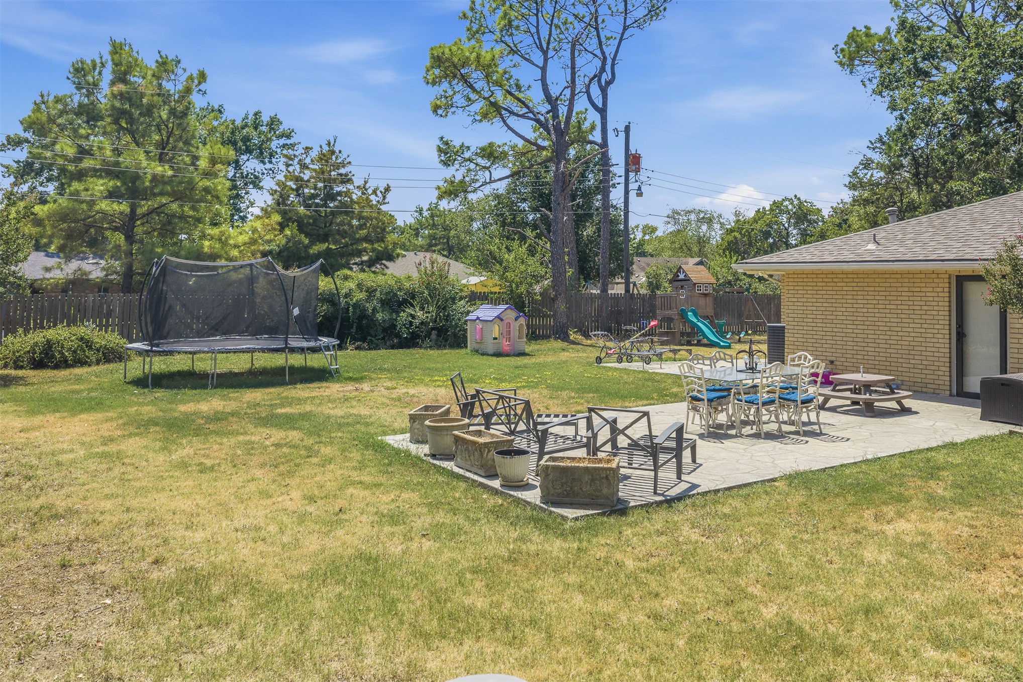 2212 Cloverleaf Place Property Photo 52