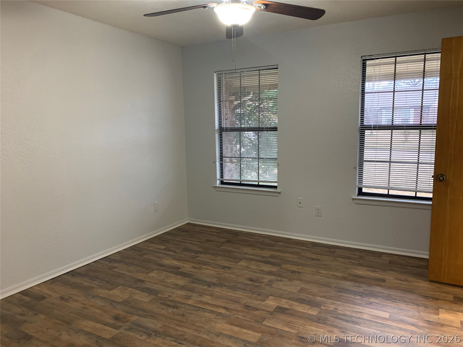 105 E 21st Street Property Photo 8