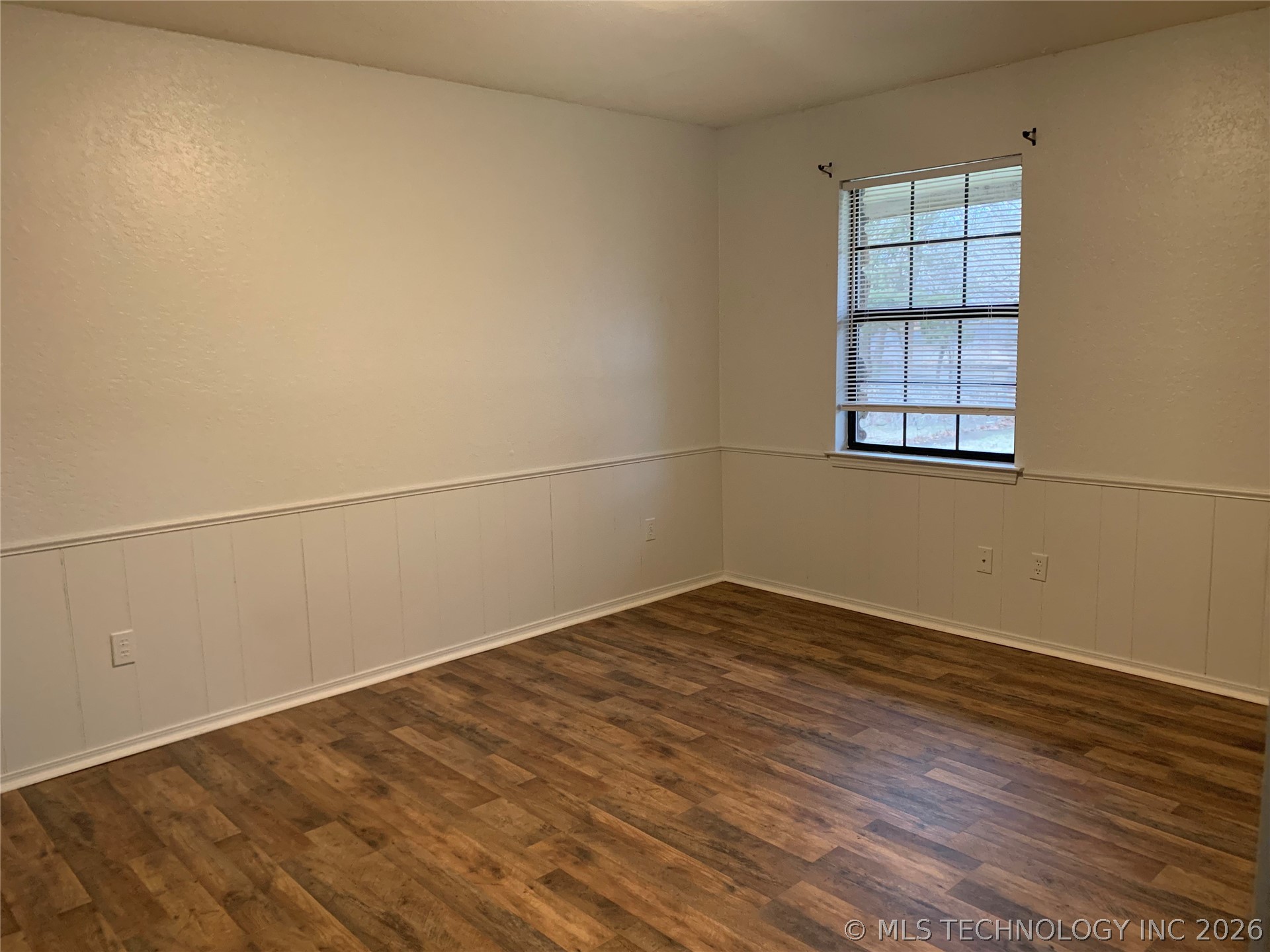 105 E 21st Street Property Photo 13