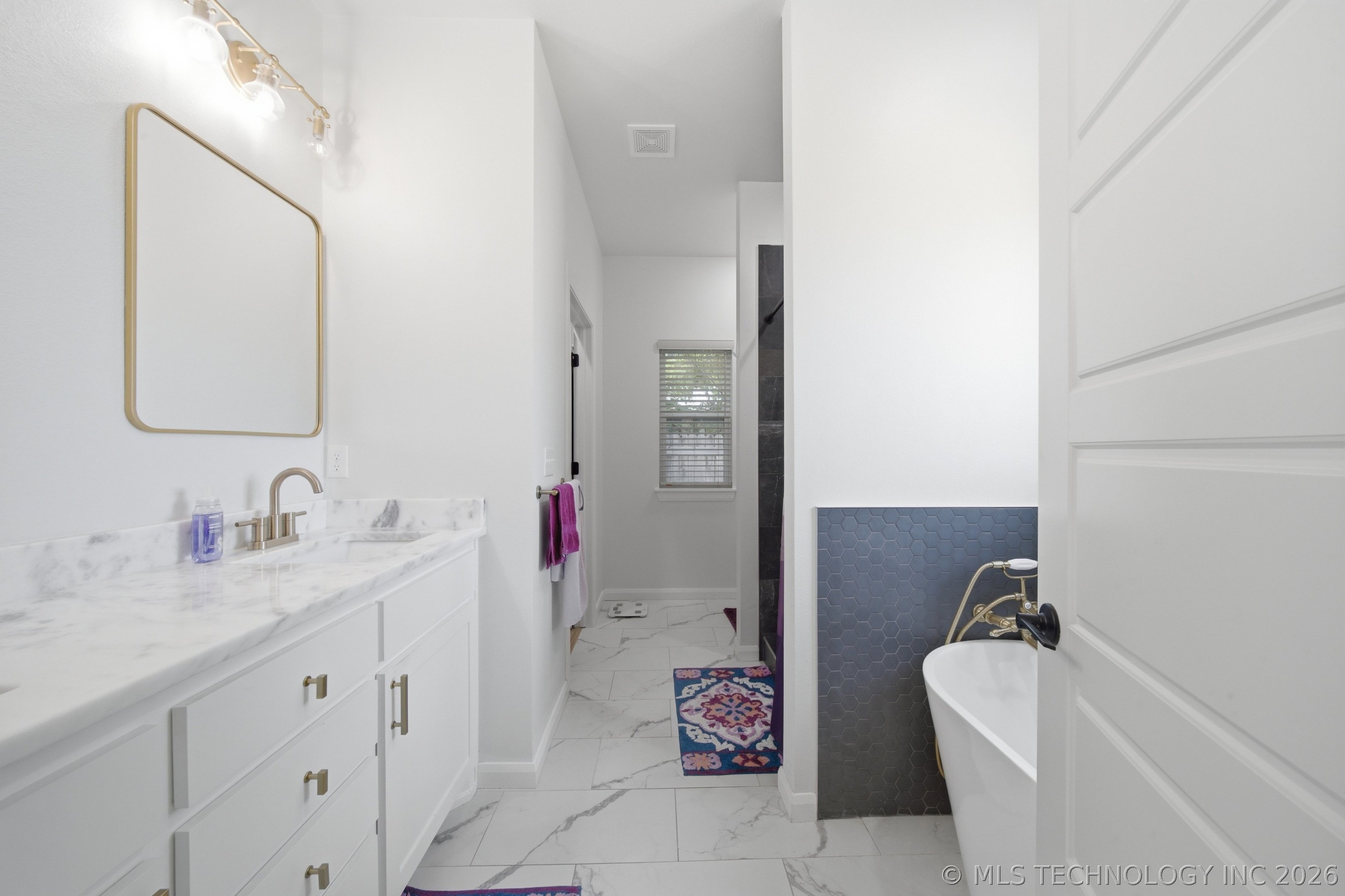 633 E Allen Street Property Photo 19