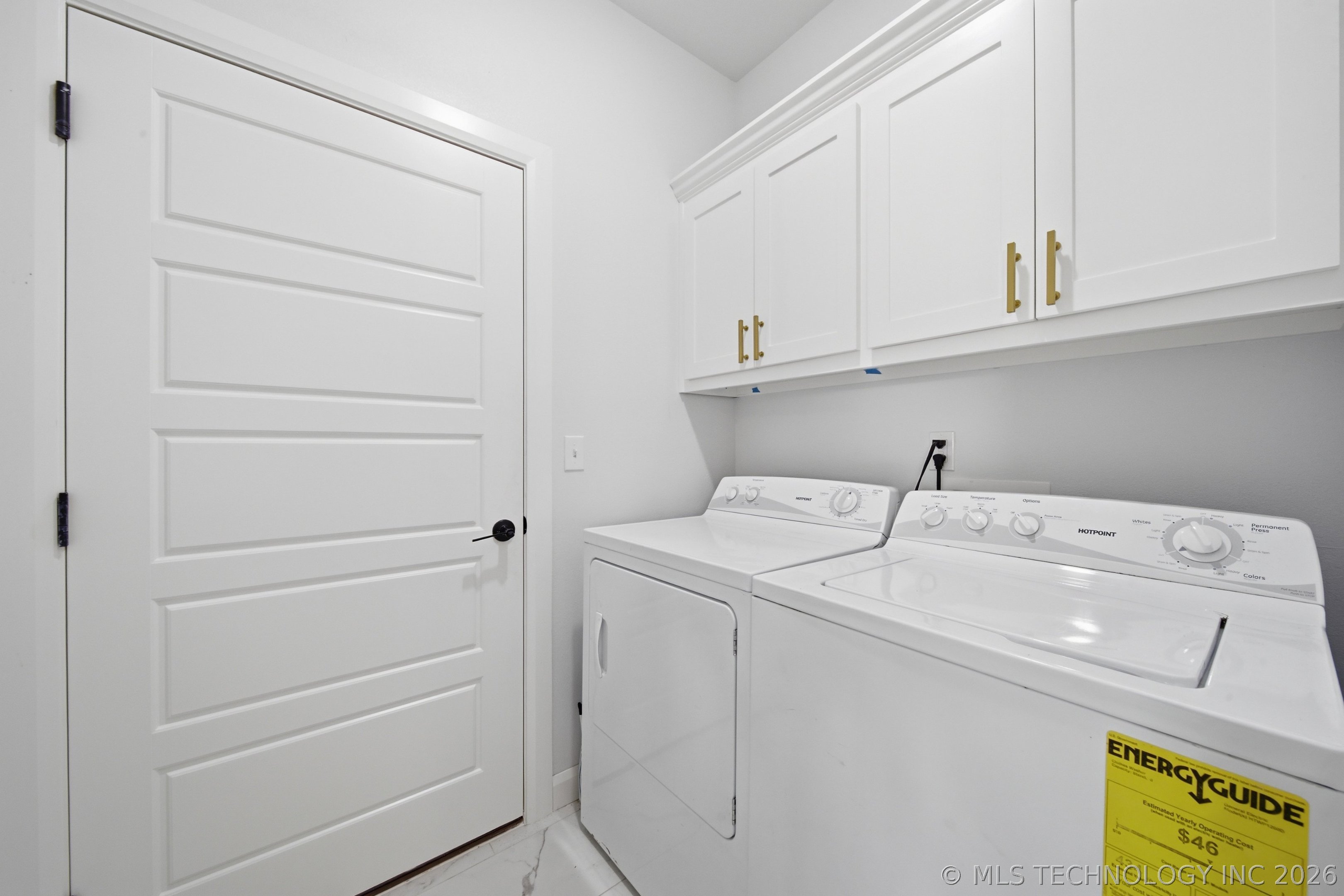 633 E Allen Street Property Photo 28