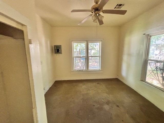 717 E Normal Street Property Photo 9