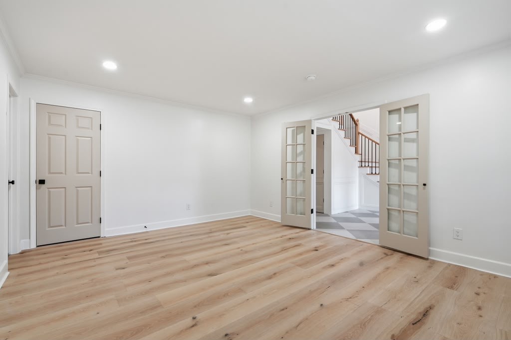 11055 S Jamestown Avenue Property Photo 40