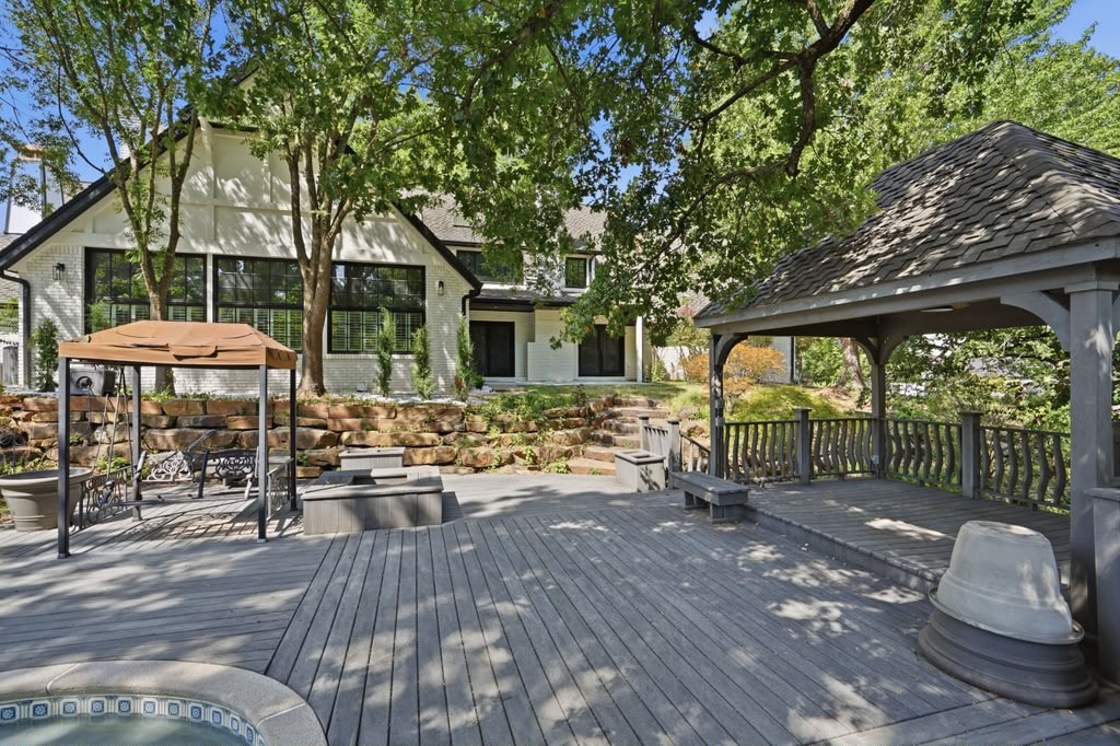 11055 S Jamestown Avenue Property Photo 47
