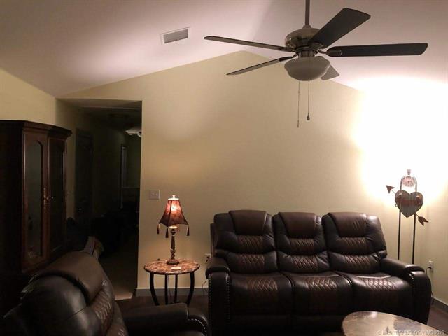 837 C Se Property Photo 6
