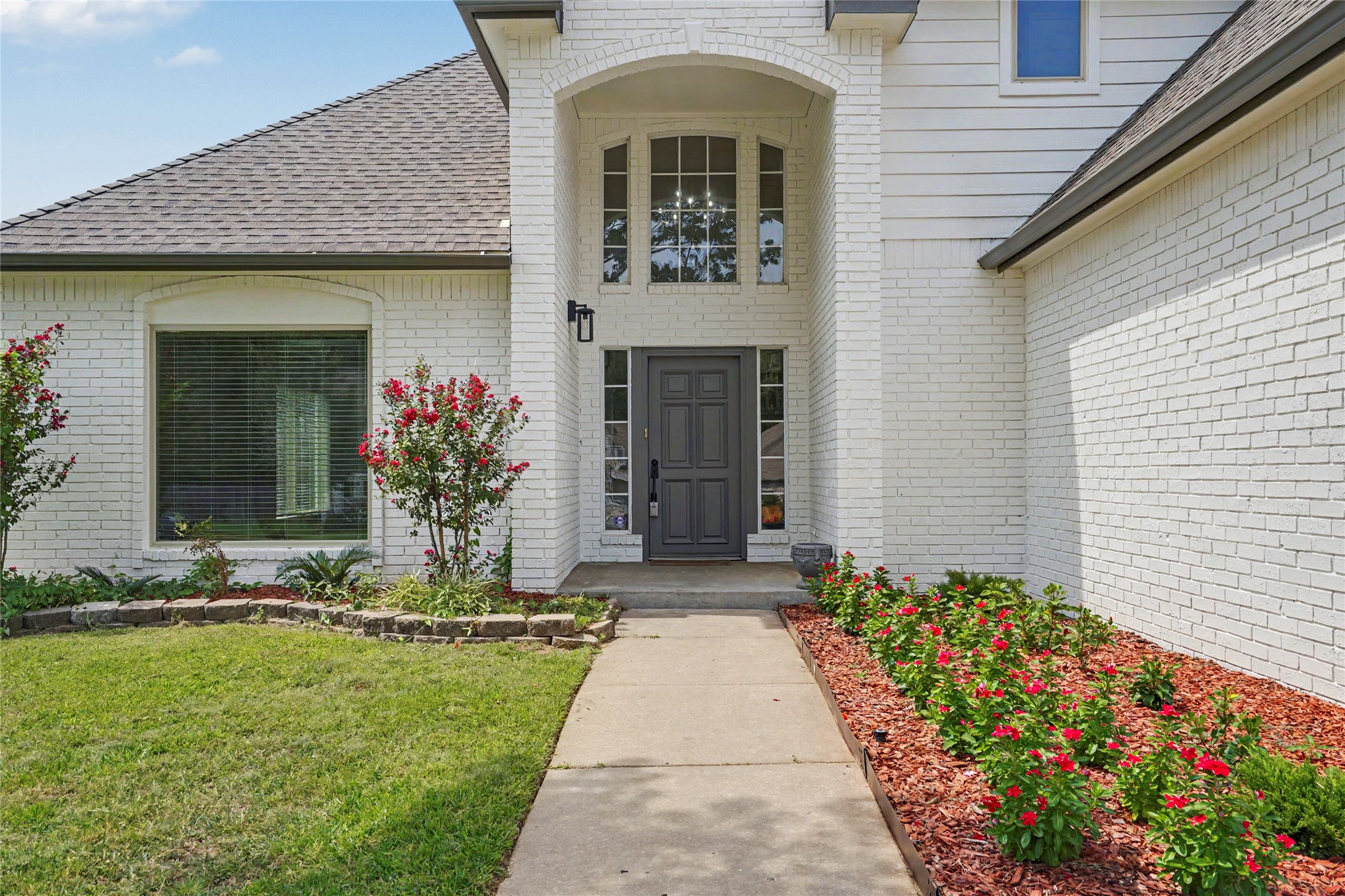 2631828 Property Photo 3