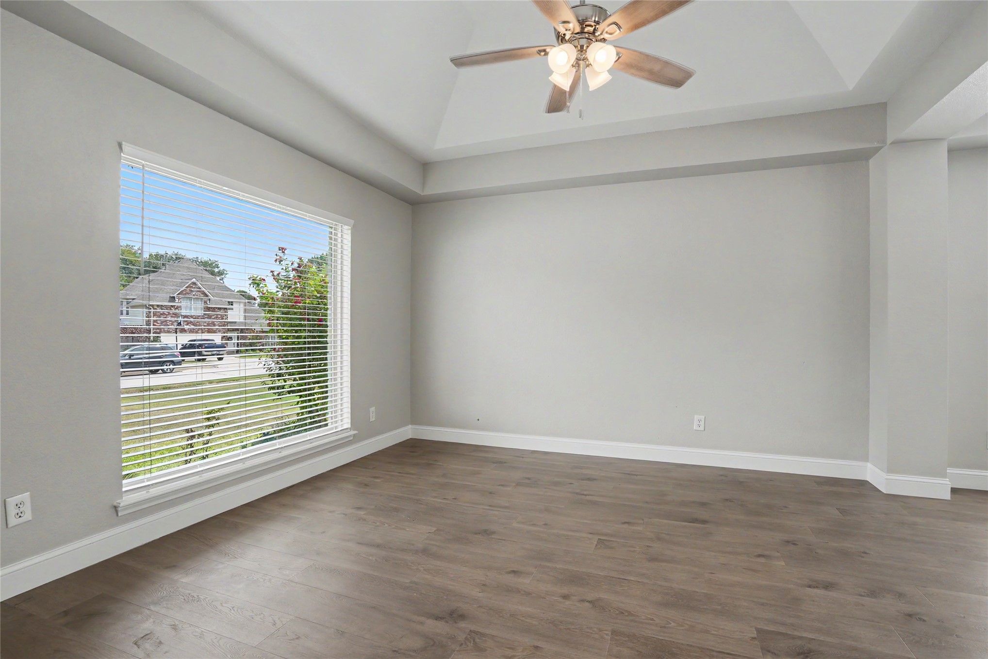 2631828 Property Photo 5