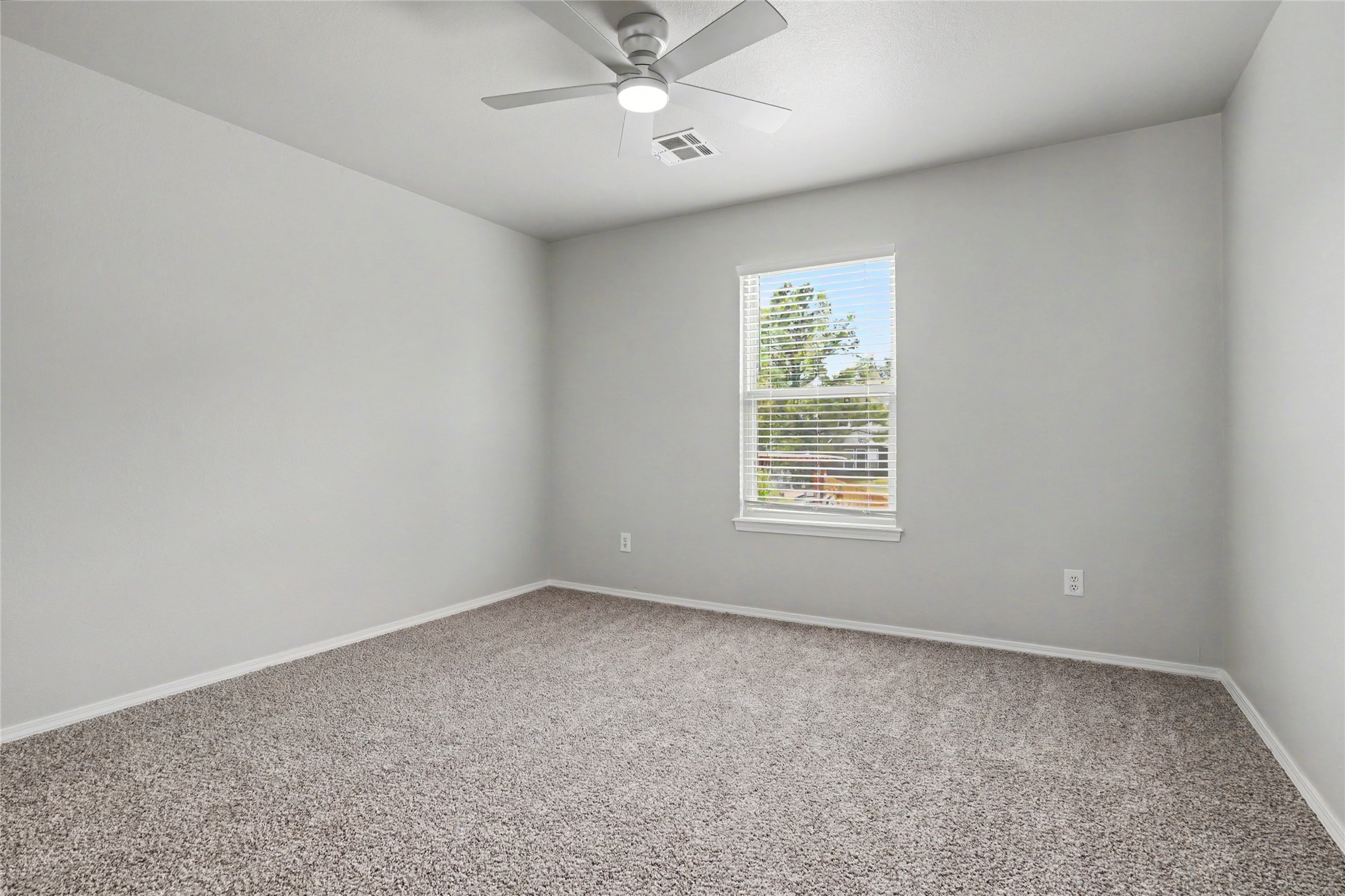 2631828 Property Photo 28