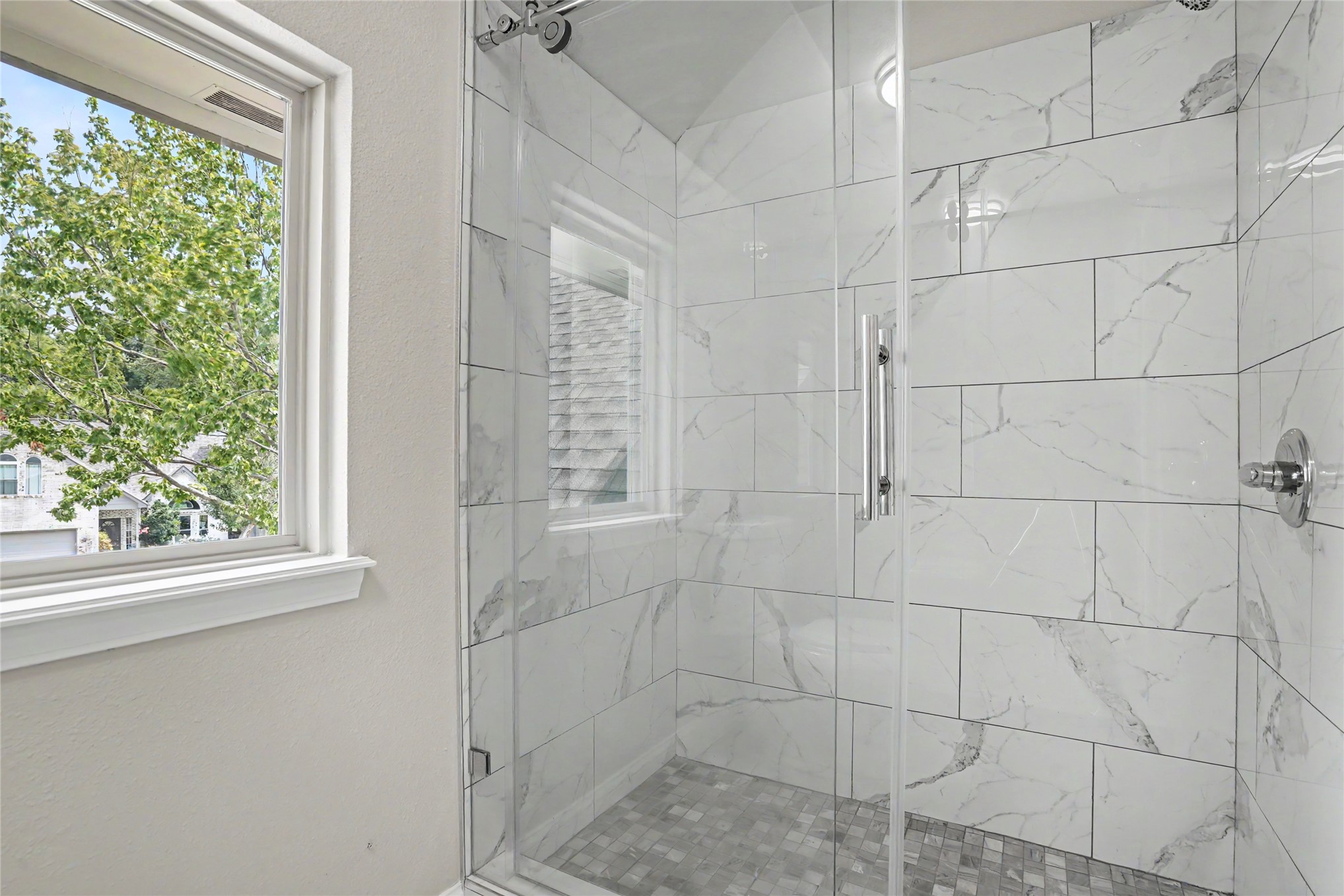 2631828 Property Photo 32
