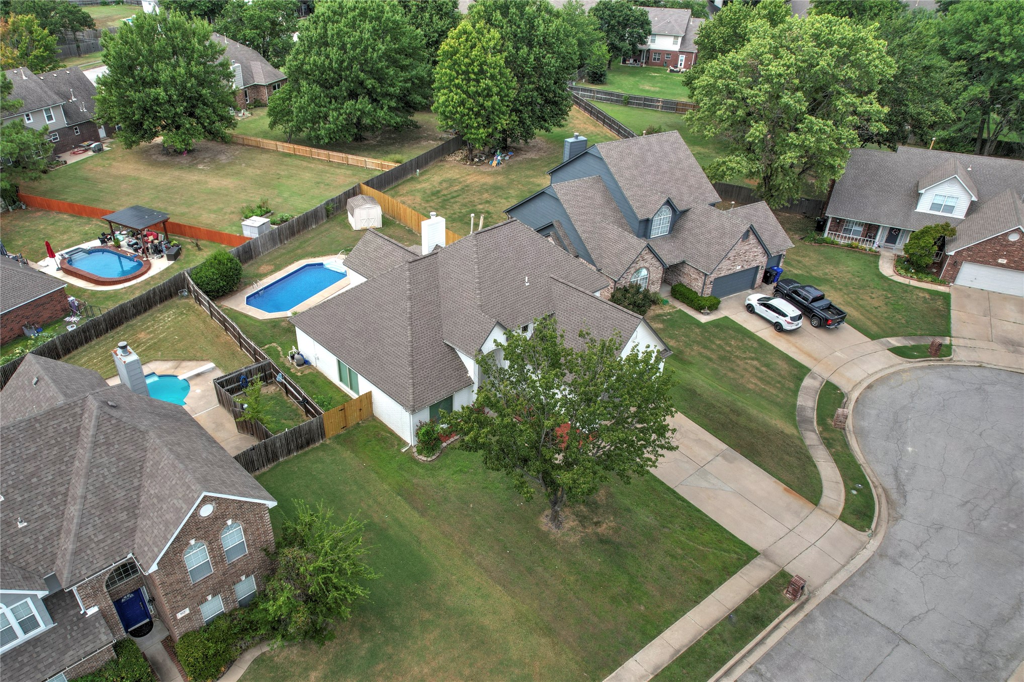 2631828 Property Photo 40