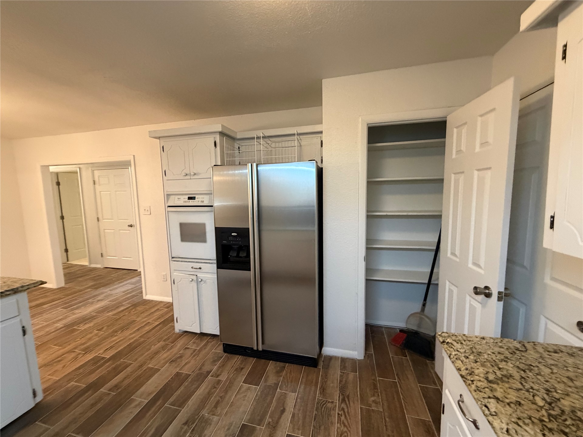 410 W Electric Property Photo 14
