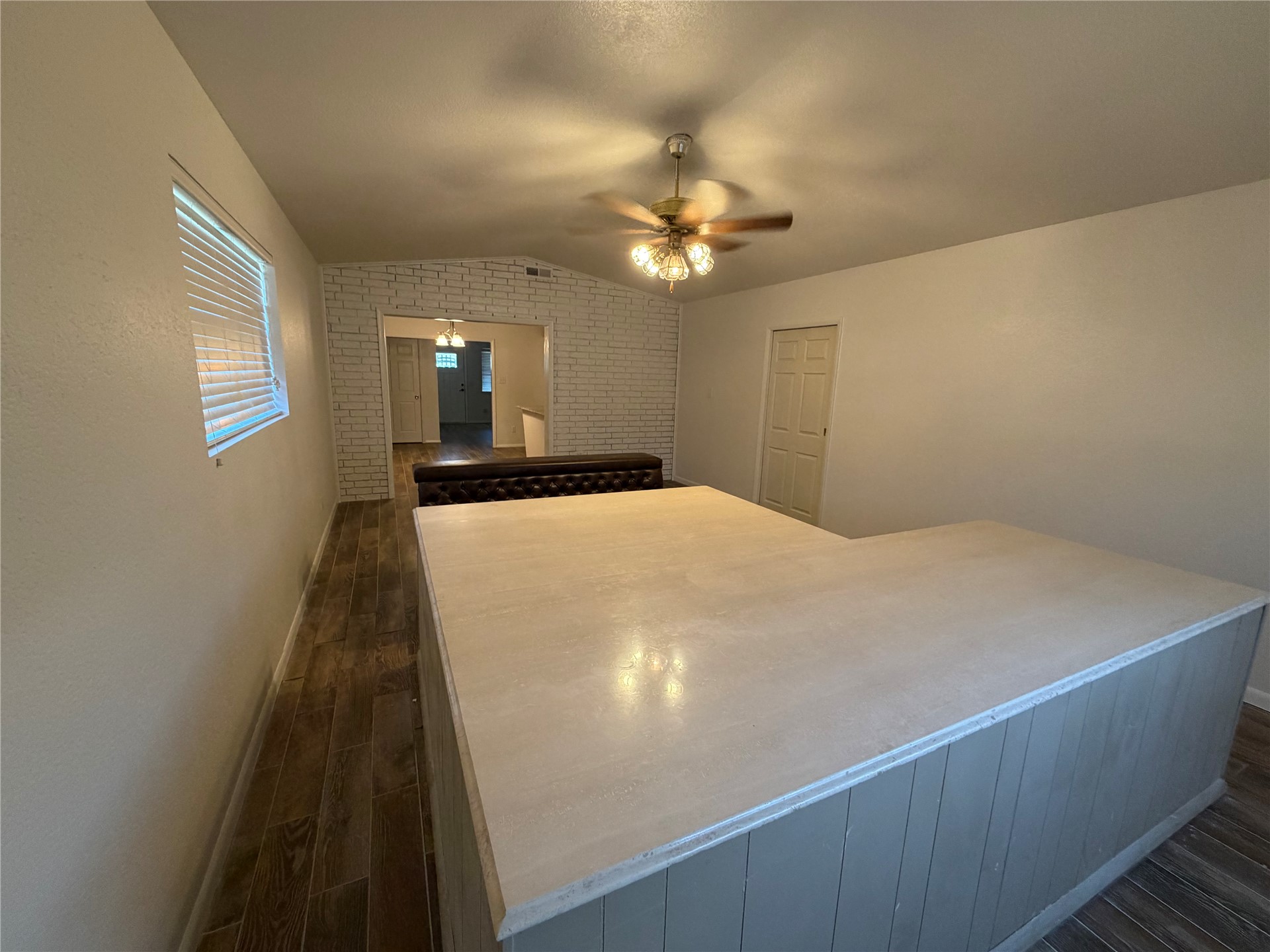 410 W Electric Property Photo 17