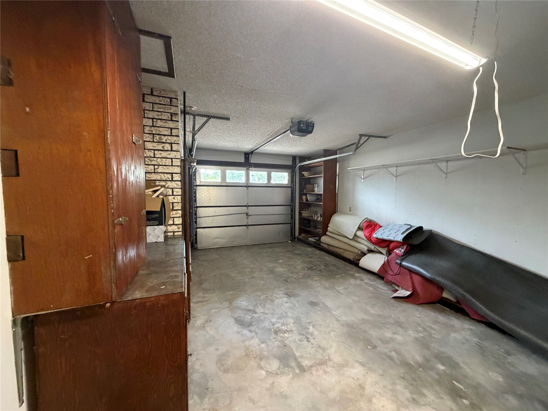 410 W Electric Property Photo 24