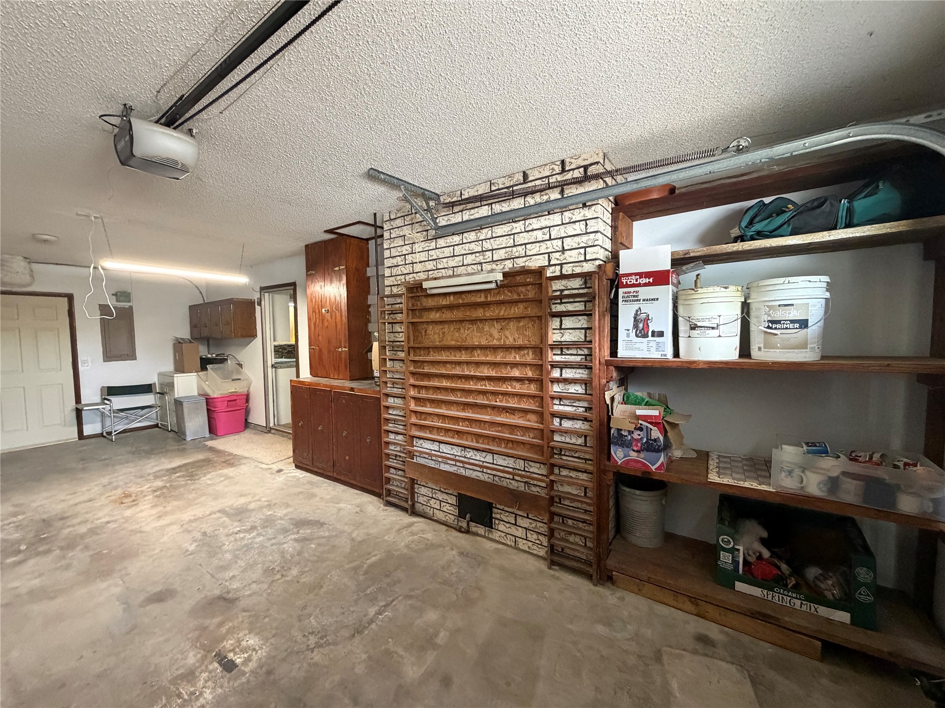 410 W Electric Property Photo 26