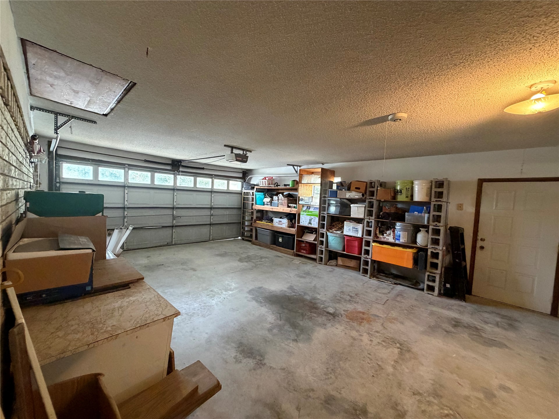410 W Electric Property Photo 27