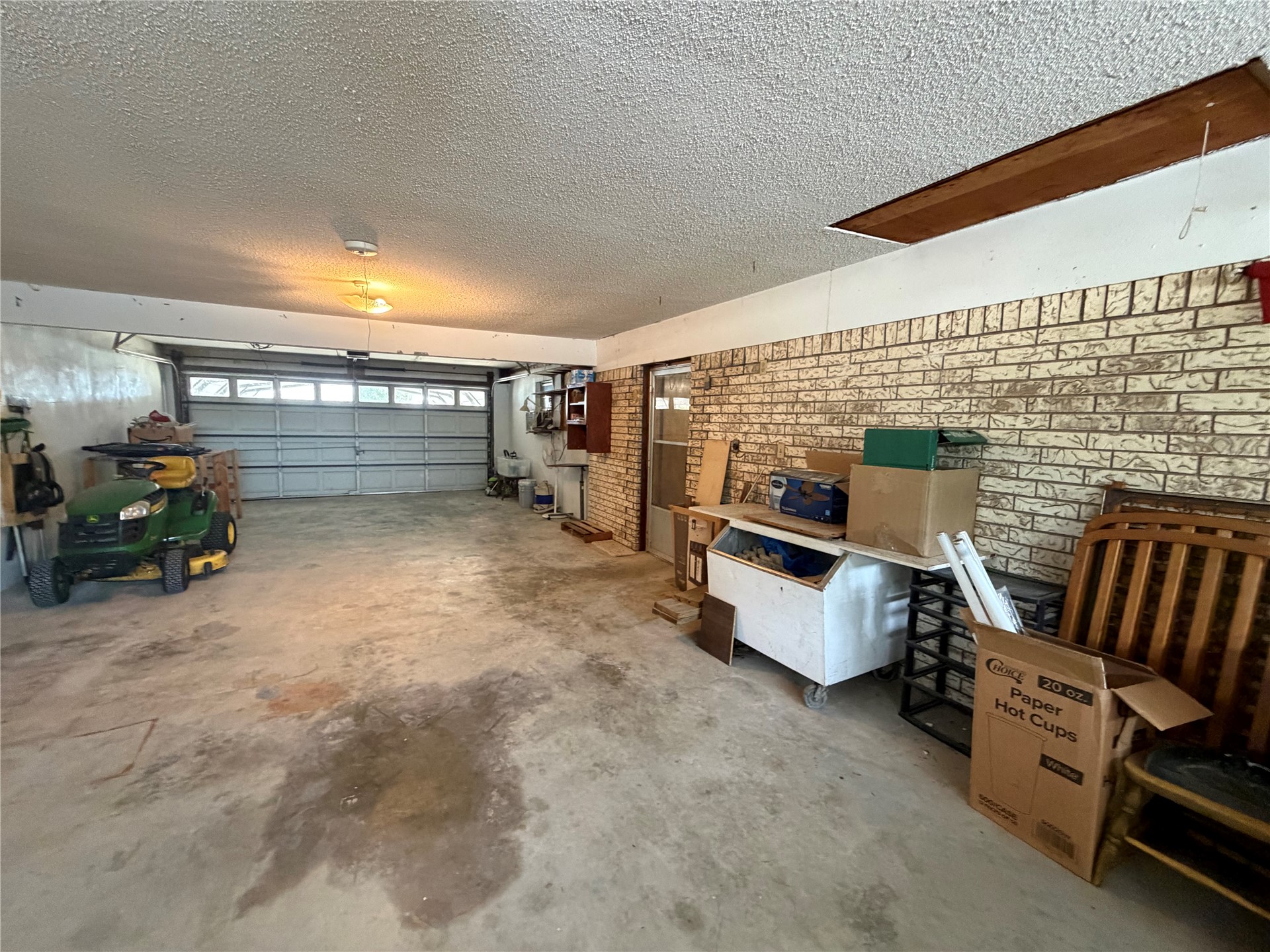 410 W Electric Property Photo 28
