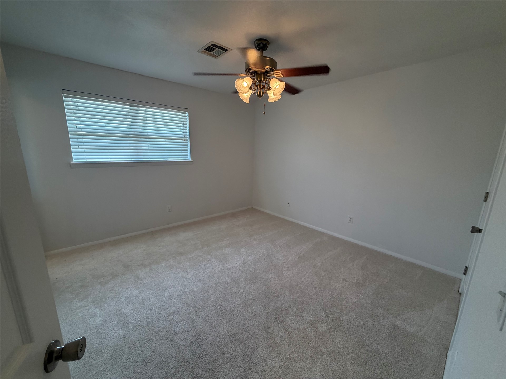 410 W Electric Property Photo 37