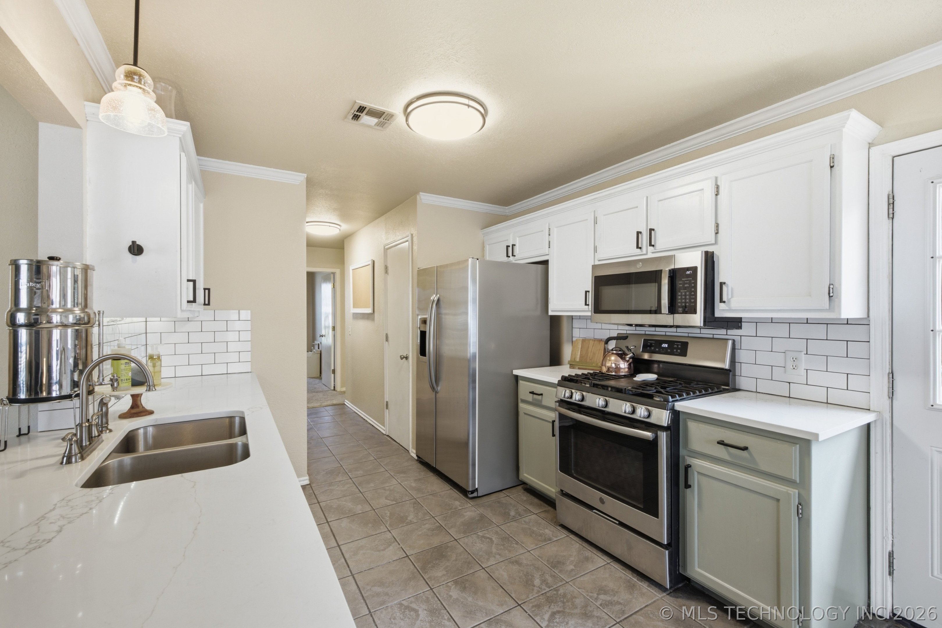 474 E 142nd Place Property Photo 11