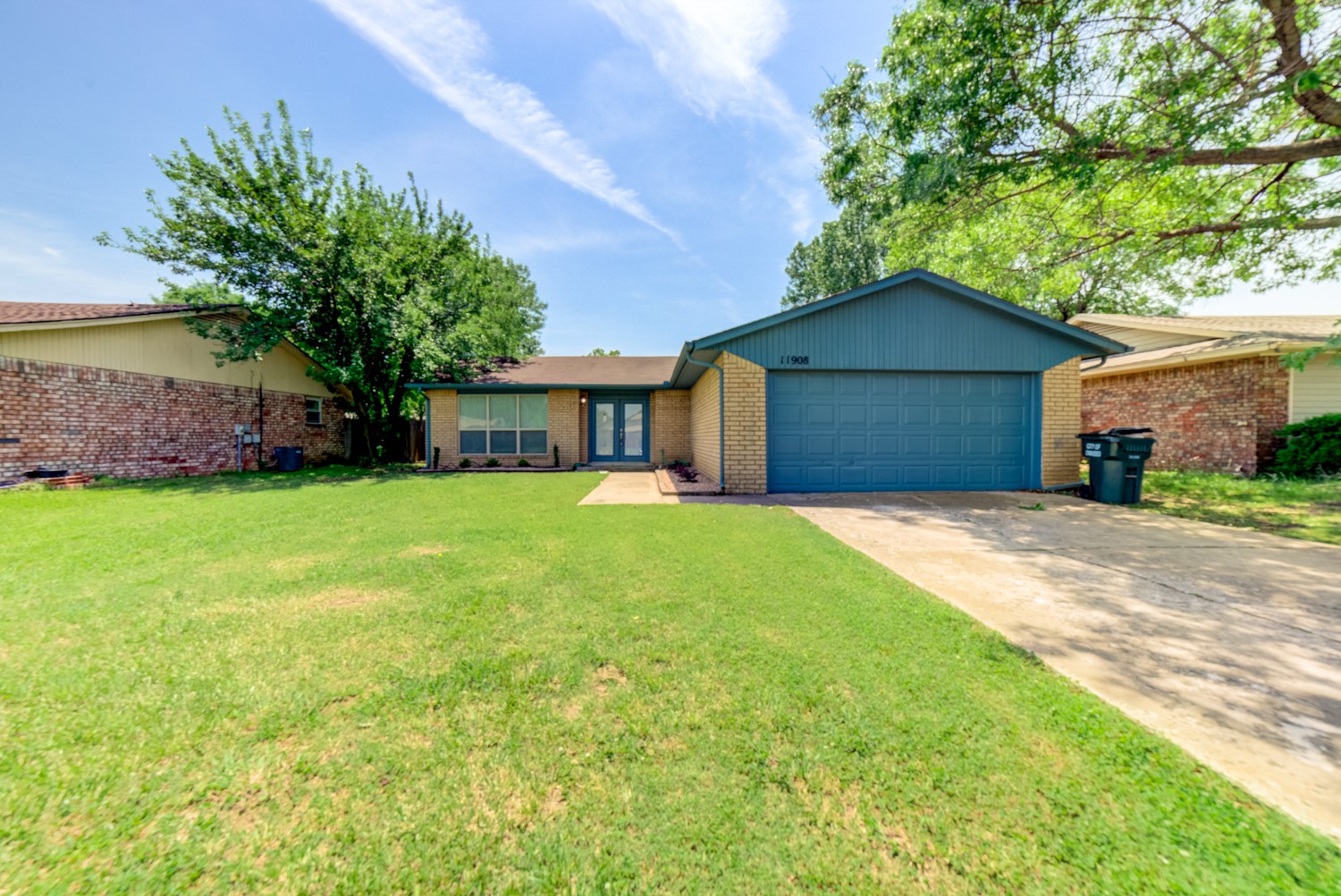 11908 78th Place North Property Photo 1