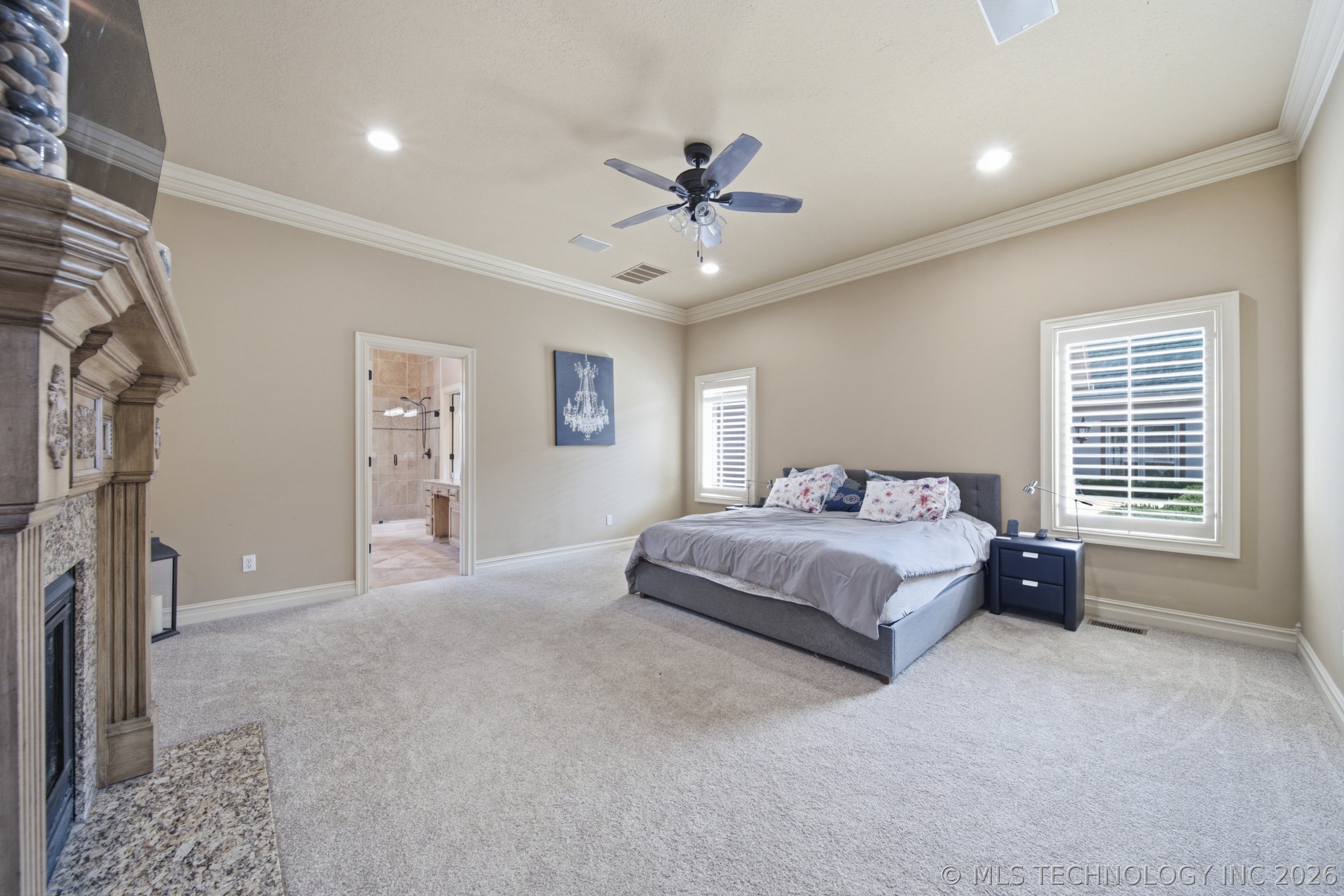 10153 S Maplewood Avenue Property Photo 37