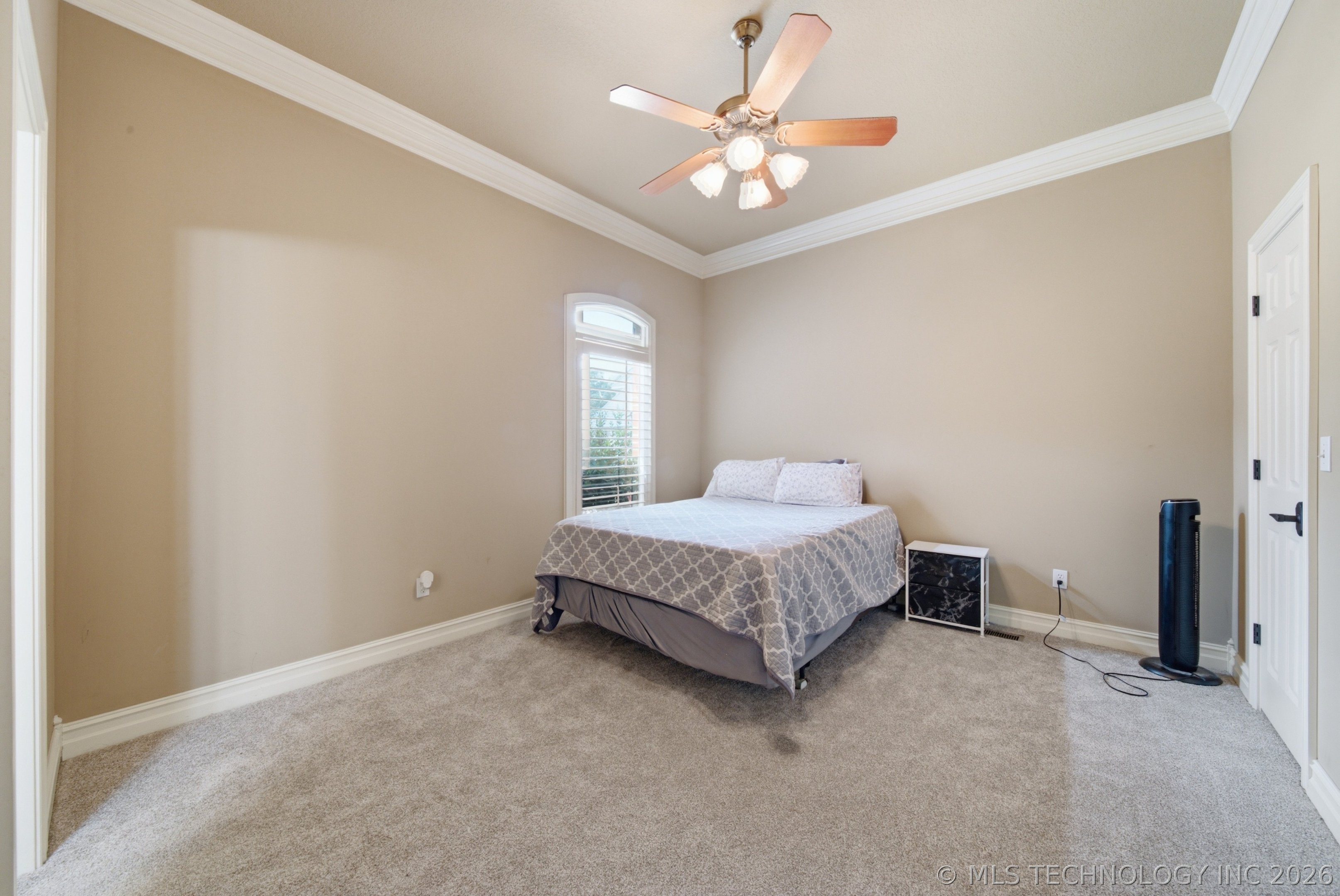 10153 S Maplewood Avenue Property Photo 43