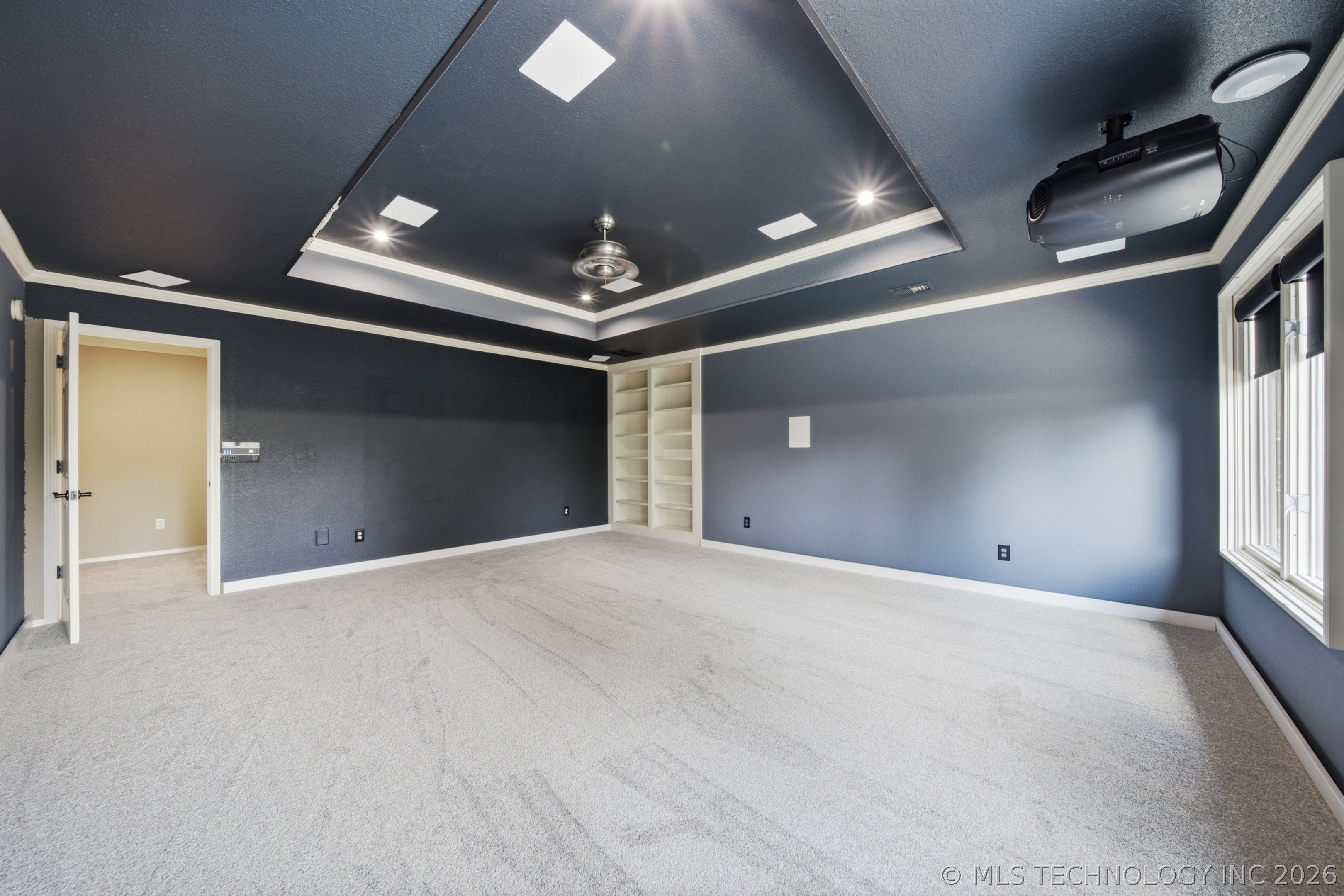 10153 S Maplewood Avenue Property Photo 48