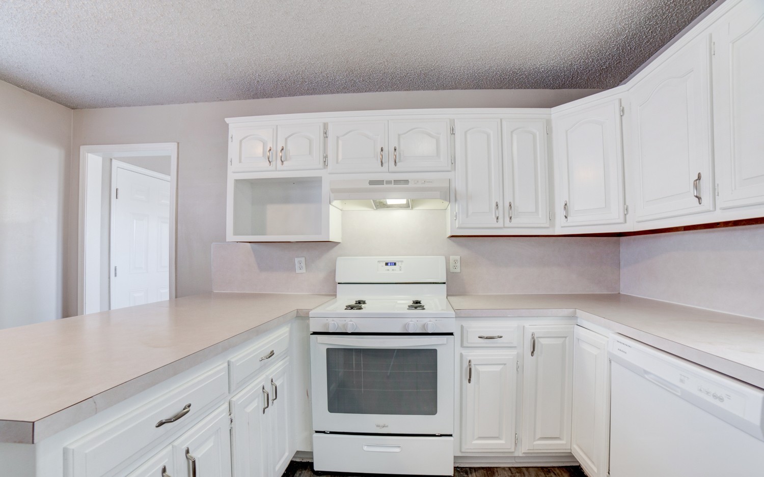 200 W 44th Street Property Photo 7