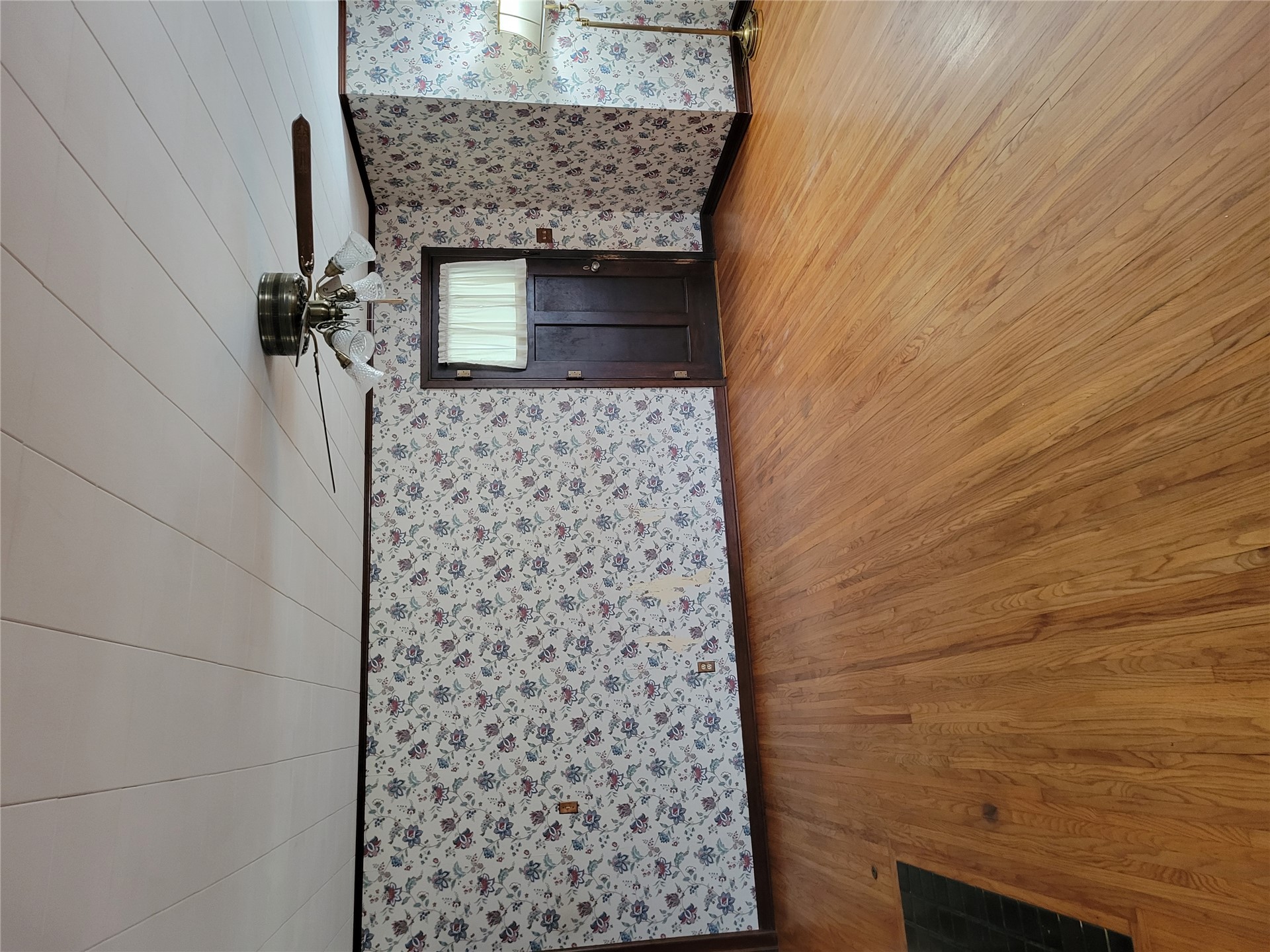 1207 S Birmingham Avenue Property Photo 3