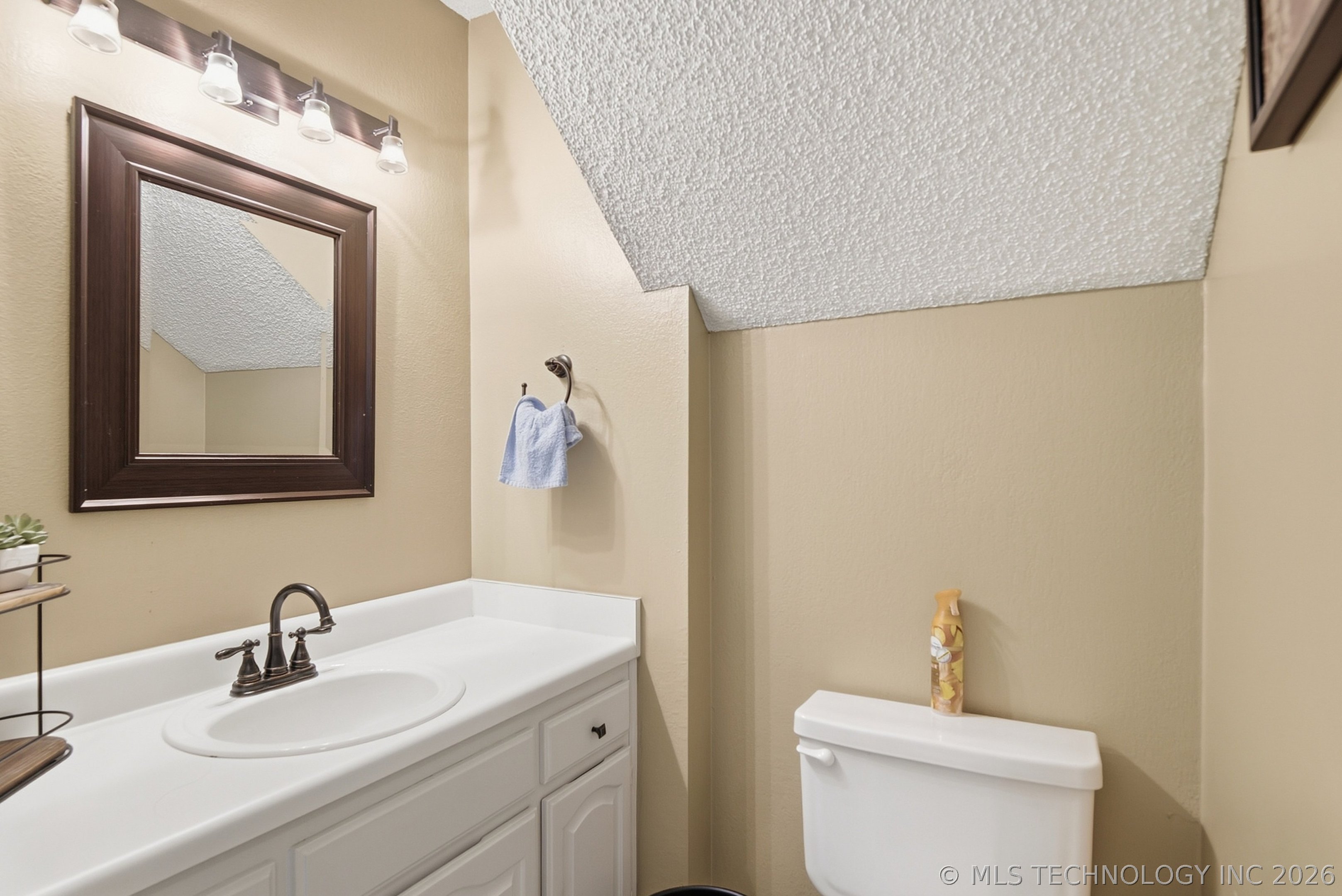 4136 S Dogwood Avenue Property Photo 16