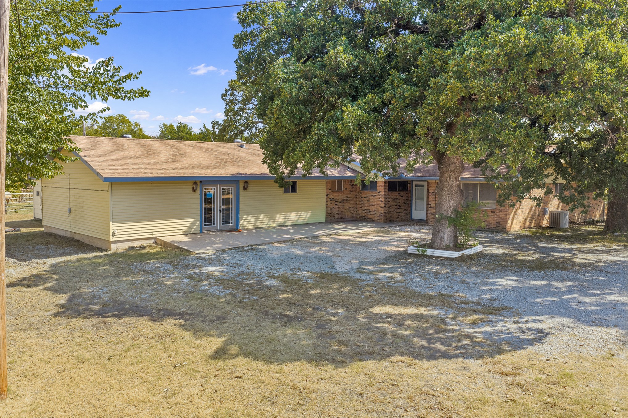 12438 Campbell Road Property Photo 3